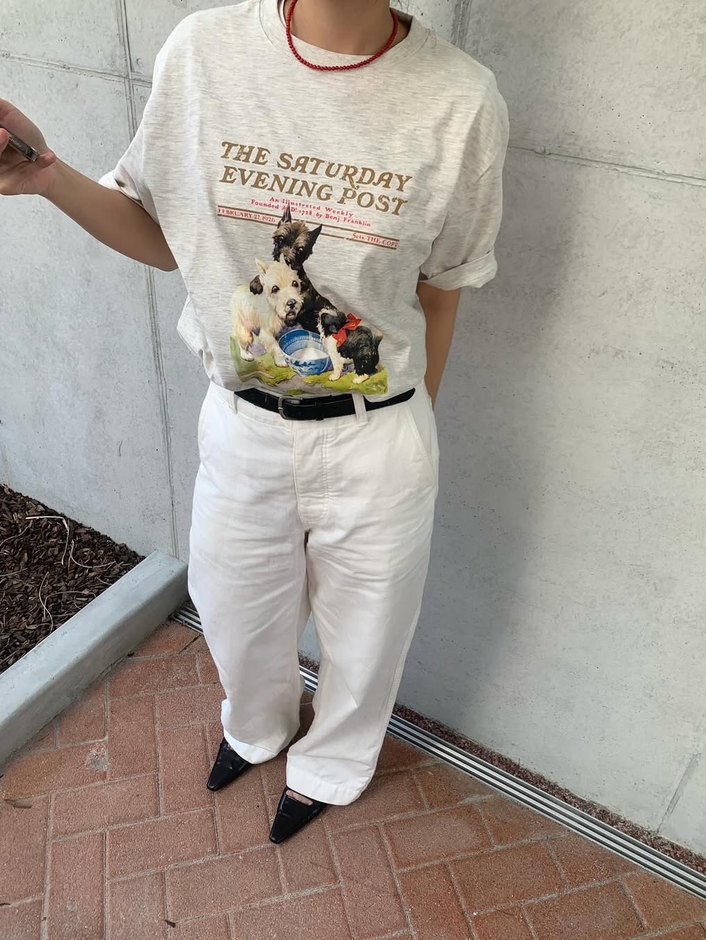 The Saturday Evening Post Buddy T-Shirt Oatmeal 착용 스타일 - 1