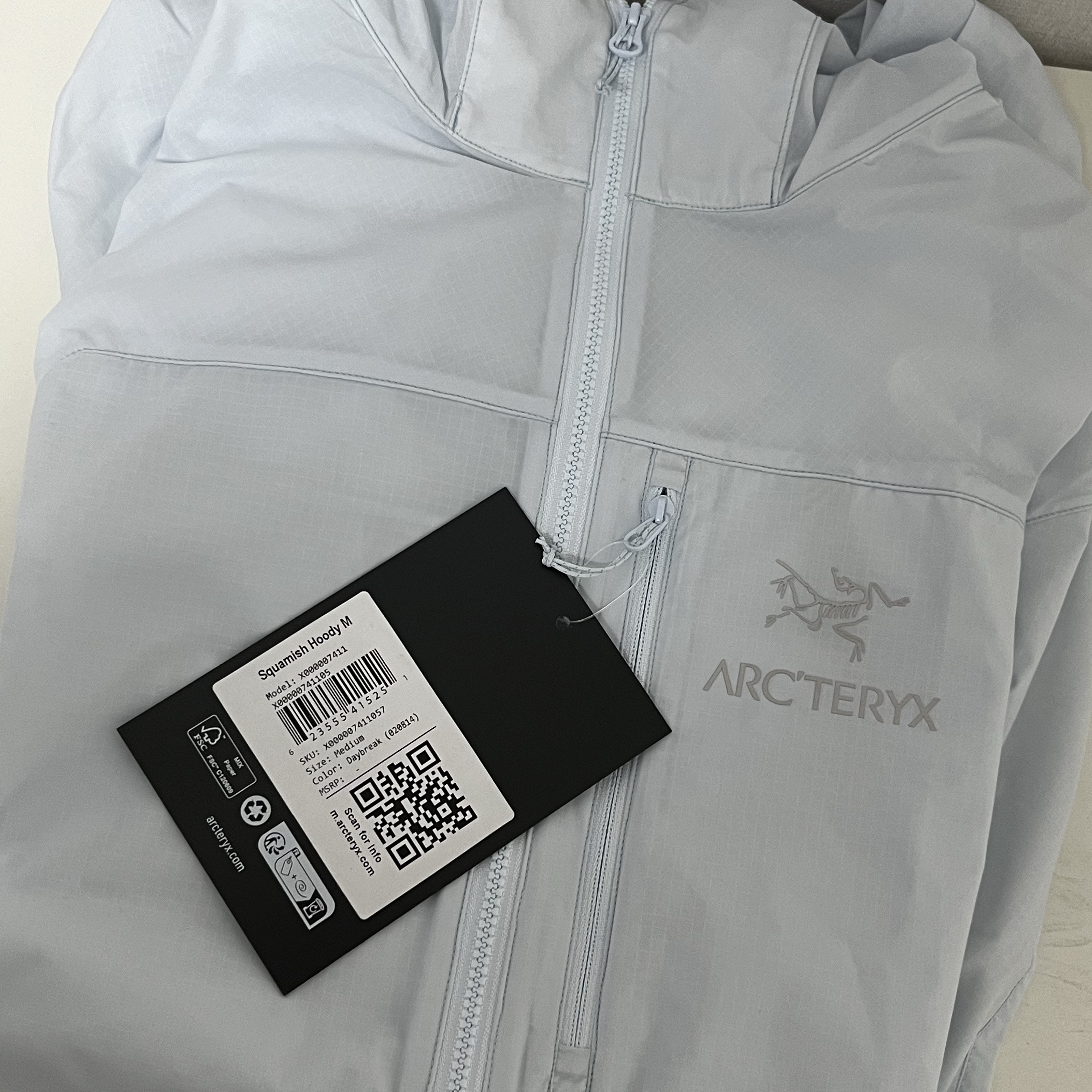 Arc'teryx Squamish Hoody Daybreak 착용 스타일