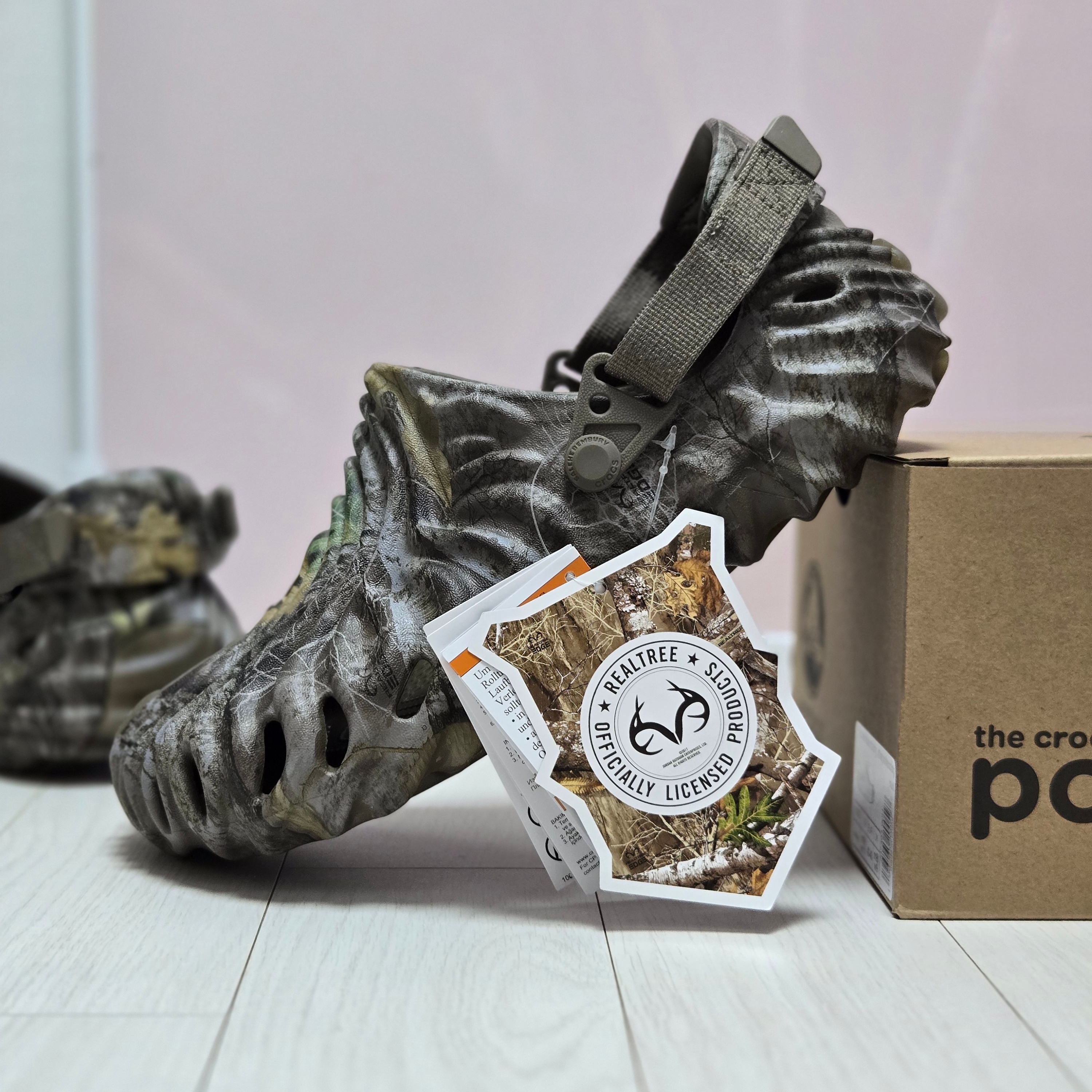 Crocs x Salehe Bembury Real Tree Camo 착용 스타일 - 1