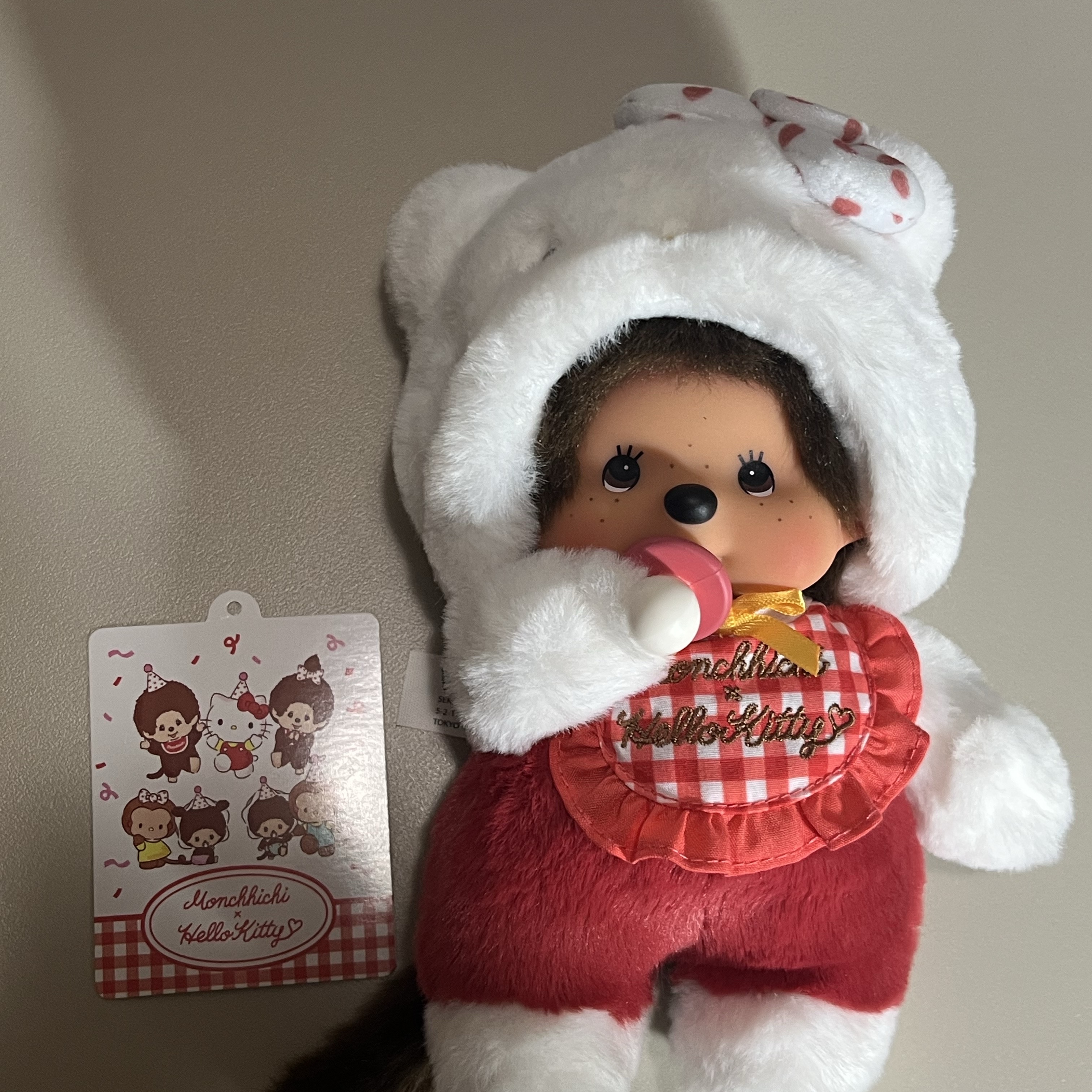 Monchhichi x Hello Kitty Gingham Check S Doll 착용 스타일