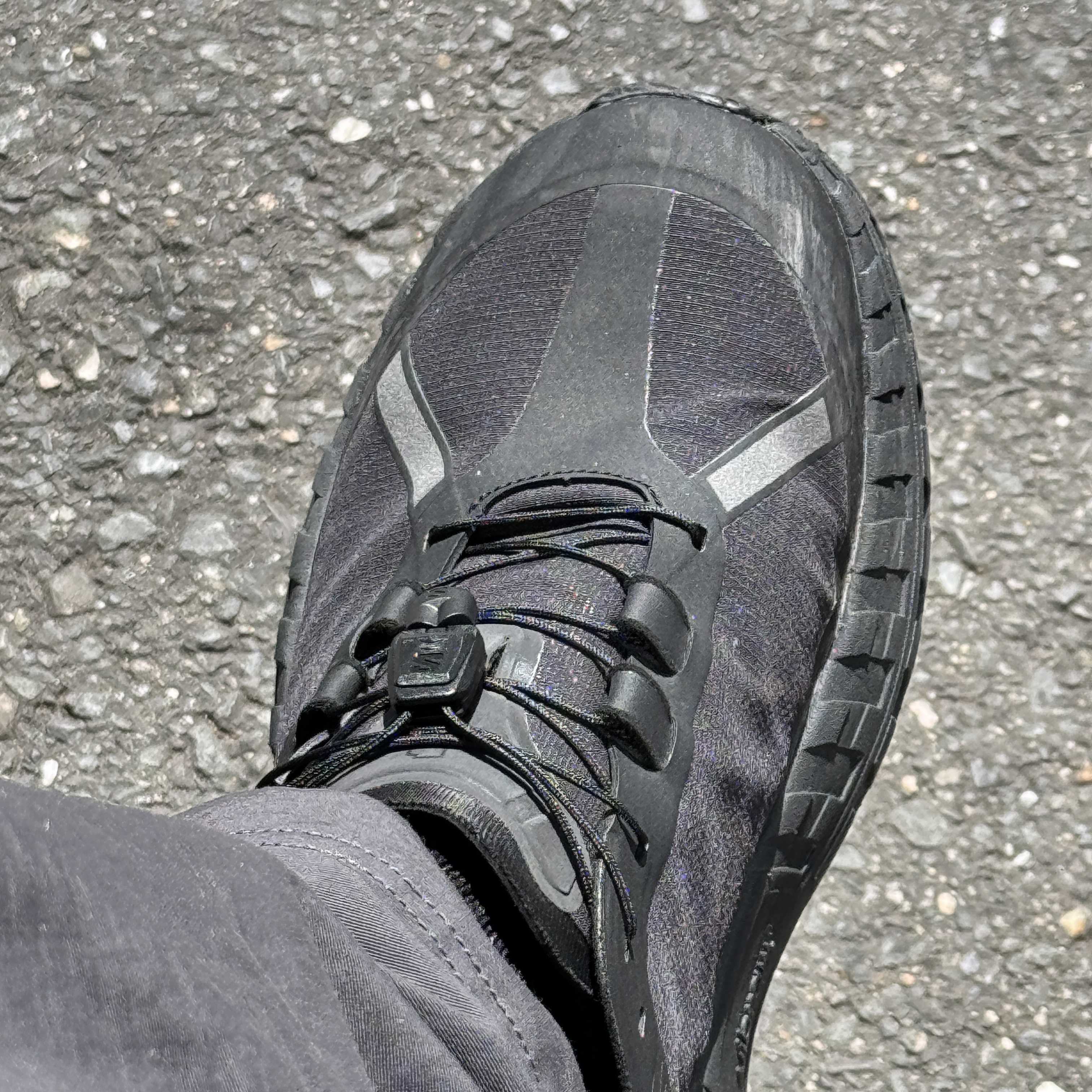 Norda 001/A G+ Stealth Black 착용 스타일