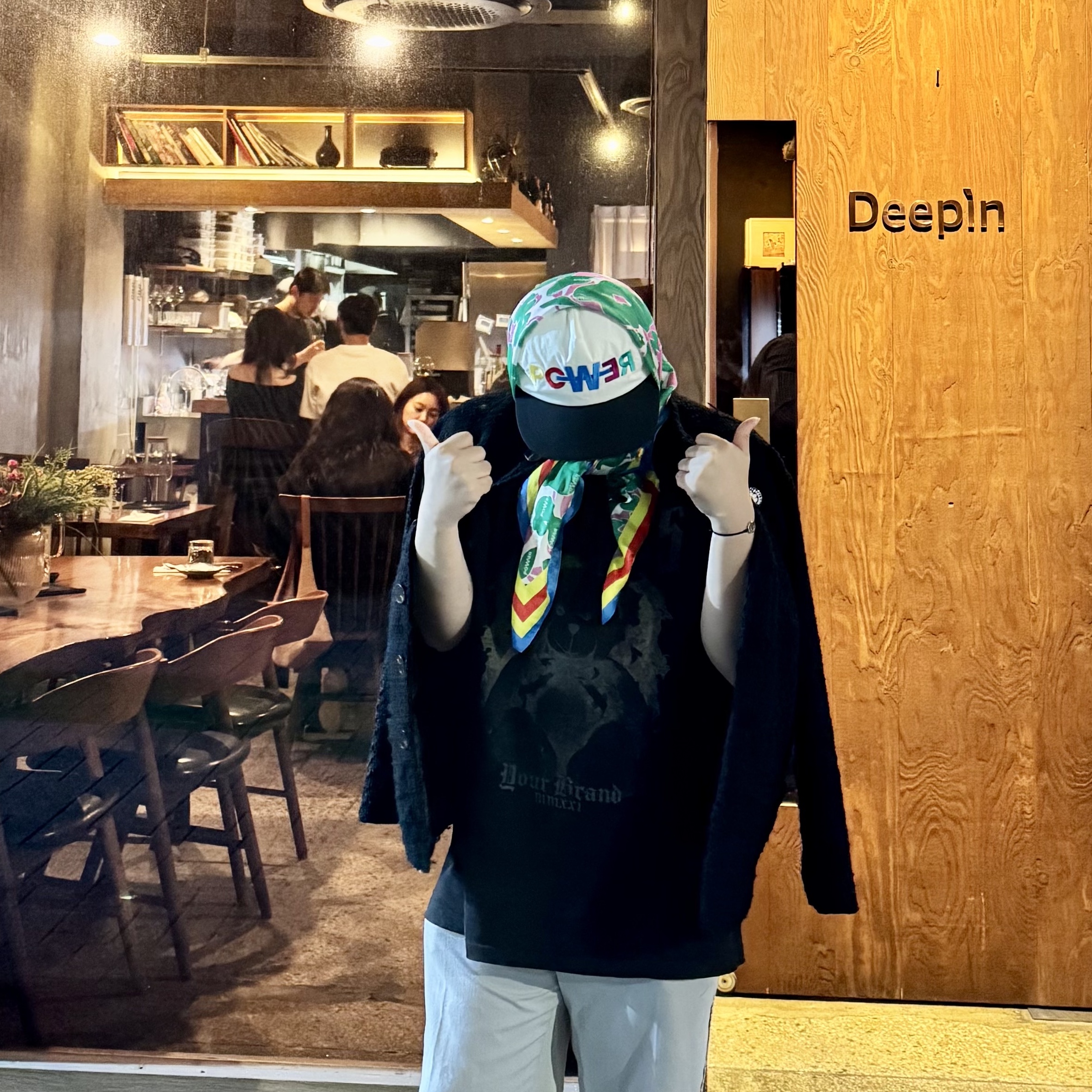 G-DRAGON Power Ball Cap White, G-DRAGON Power Scarf Multi 착용 스타일 - 1