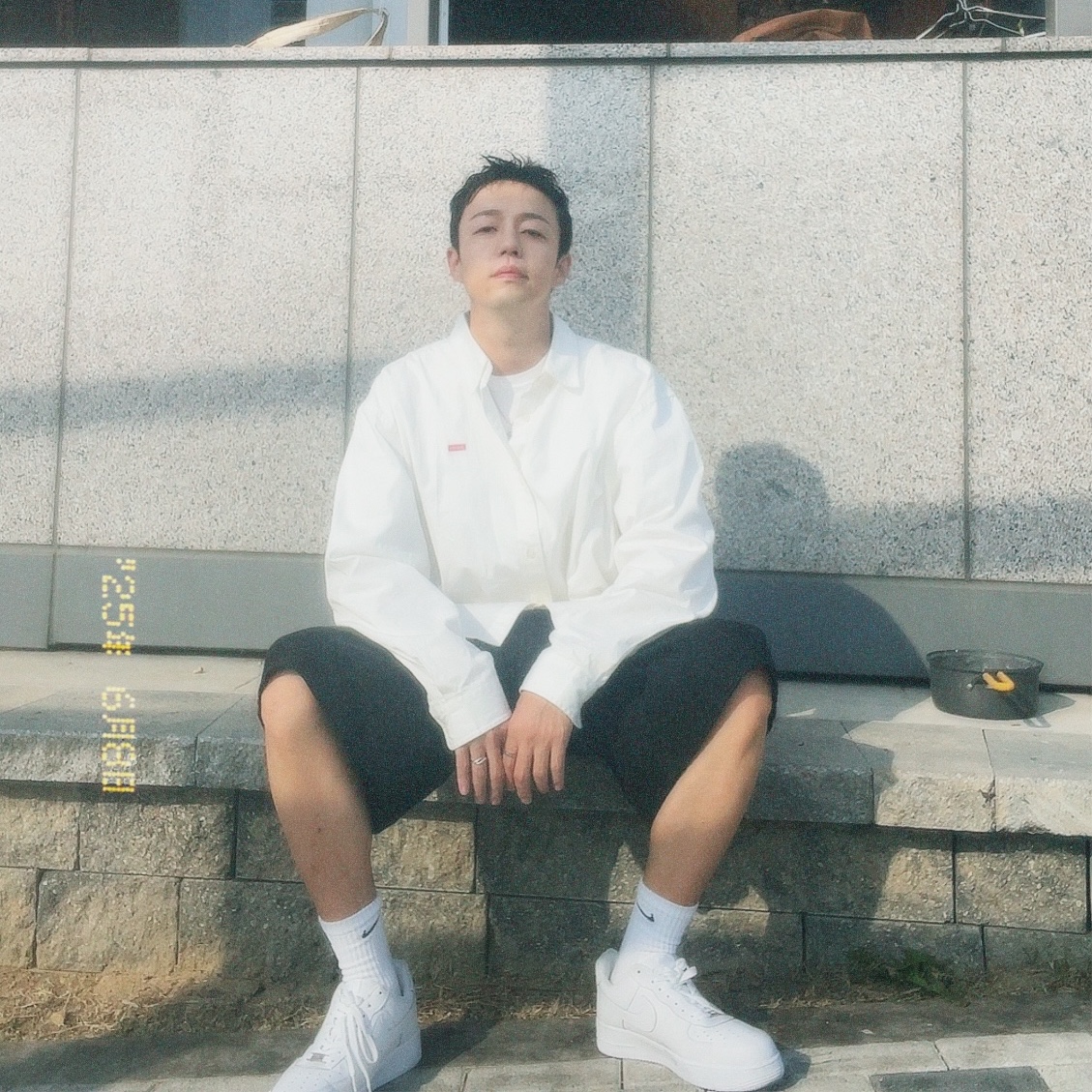 Supreme Loose Fit Oxford S/S Shirt White - 25SS 착용 스타일