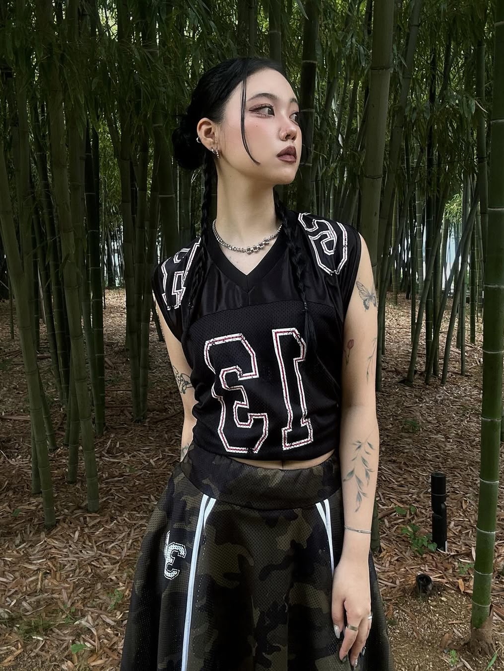 GRAILZ 13 Halter Sleeveless Black 착용 스타일 - 2