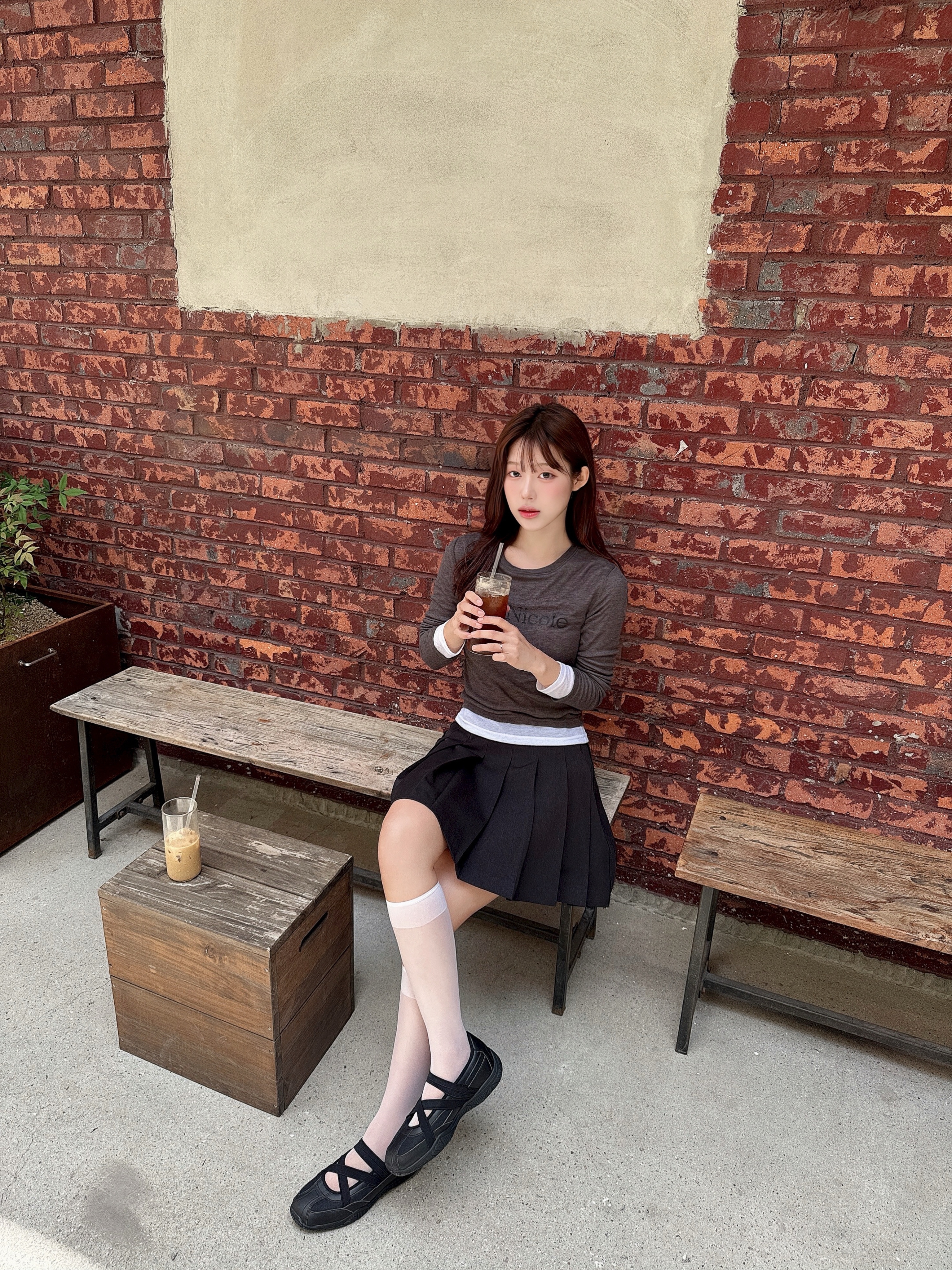 le coq sportif La Plie Mary Jane Black 착용 스타일 - 2