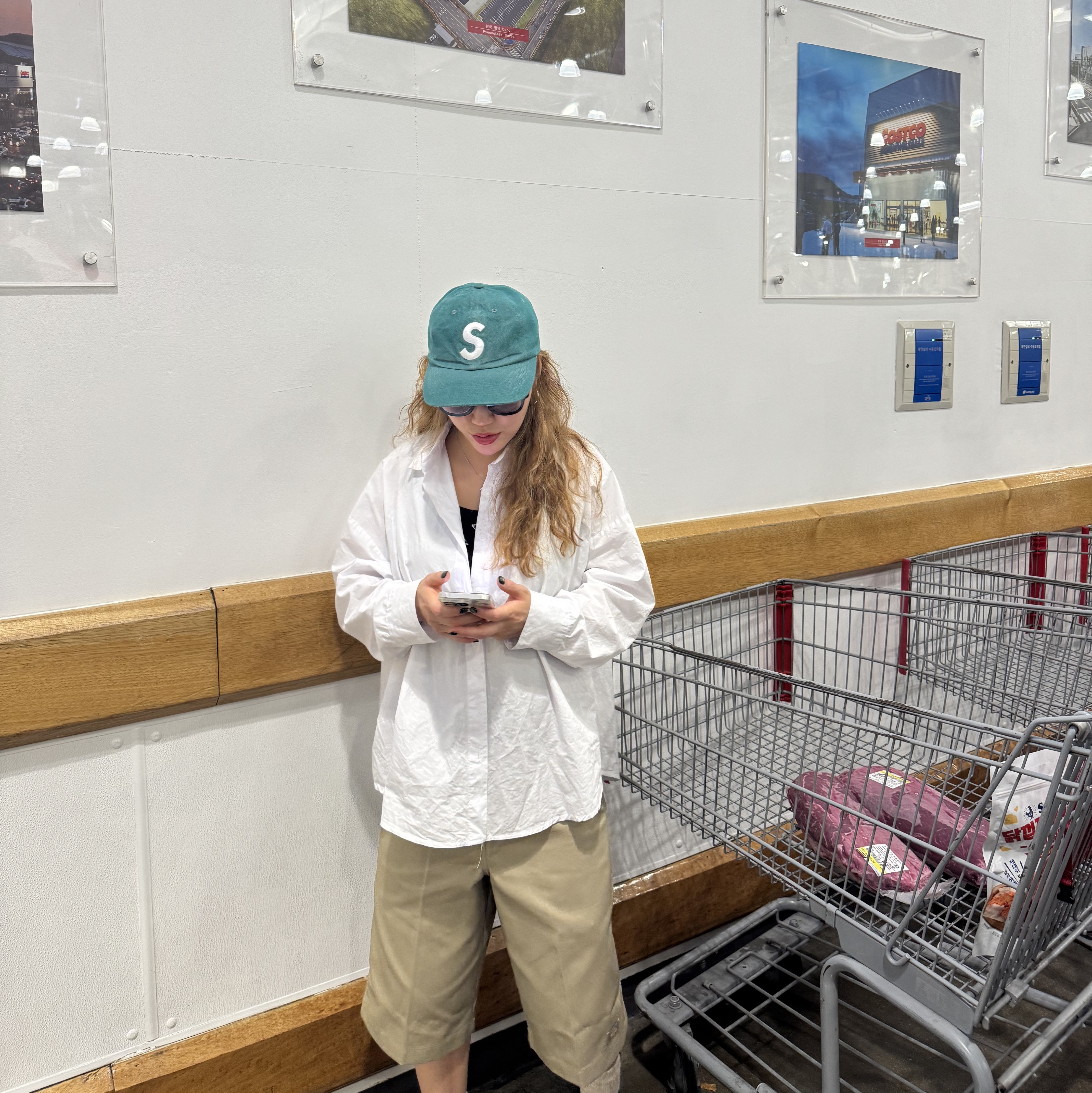 Supreme Pigment Coated S Logo 6-Panel Dark Green - 25SS, Dickies Loose Fit 13 Inch Flat Front Work Shorts Khaki 착용 스타일 - 1