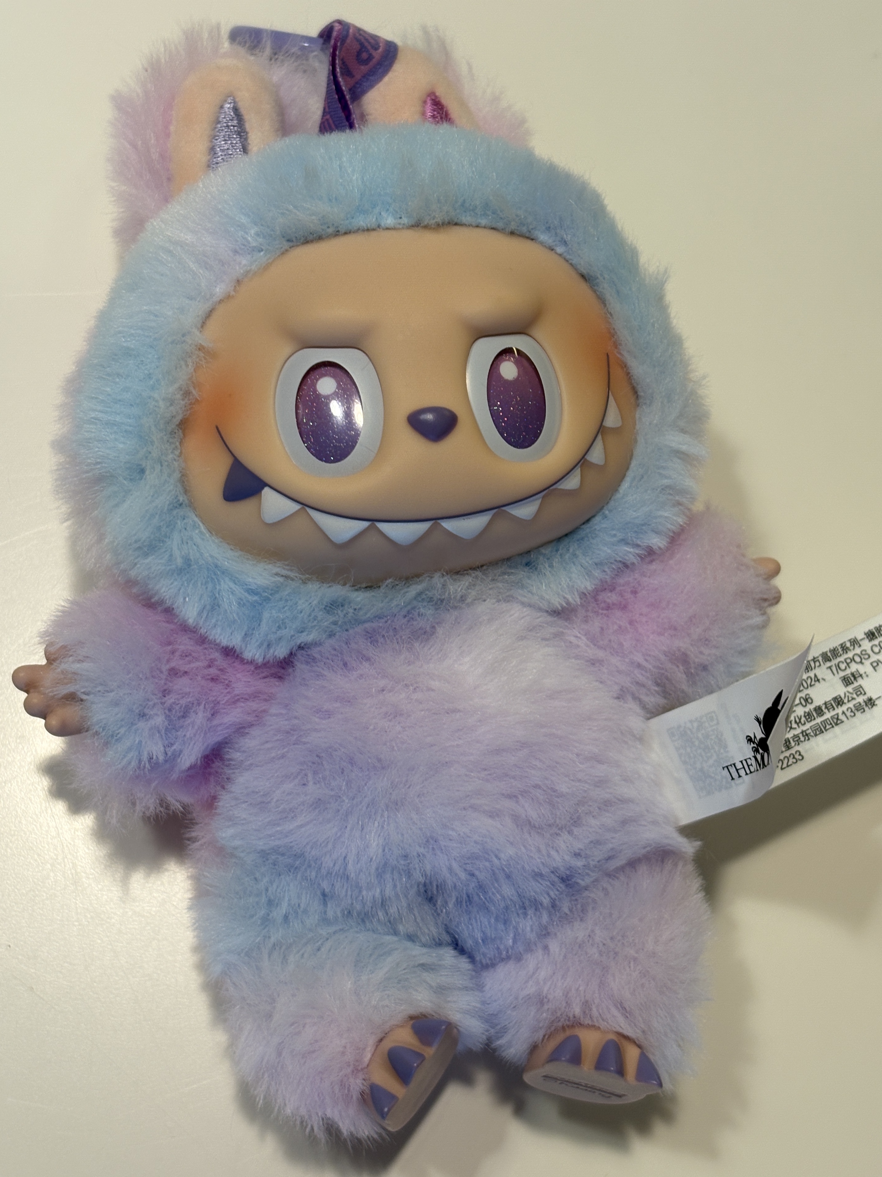 Pop Mart Labubu The Monsters Highlight Series Luck Keyring (Opened Case) 착용 스타일