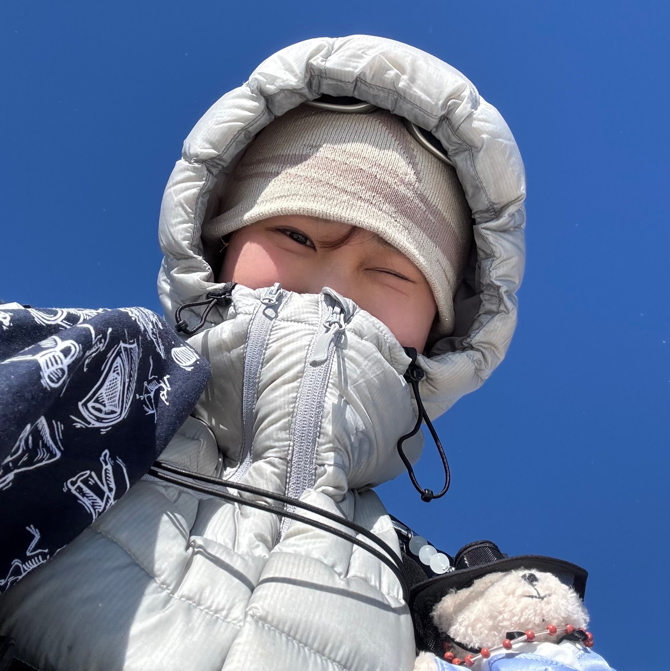 Sansan Gear Suffix Puffer Jacket Grey - 24FW, Montbell Trekking Glasses Silver Metallic Light Grey 착용 스타일
