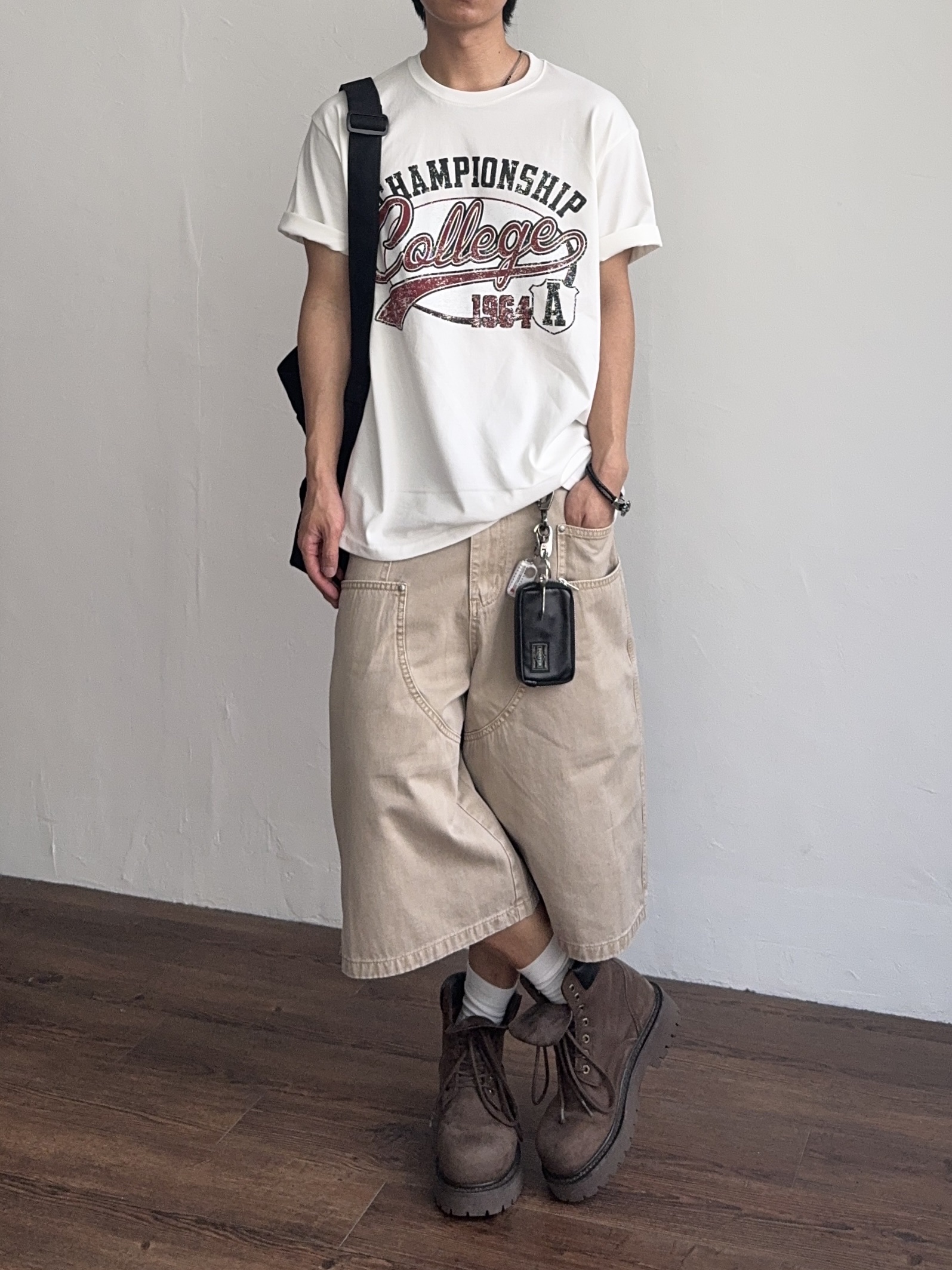 LOSTGARDEN Route Brown, Porter Freestyle Multi Coin Case Black 착용 스타일 - 2