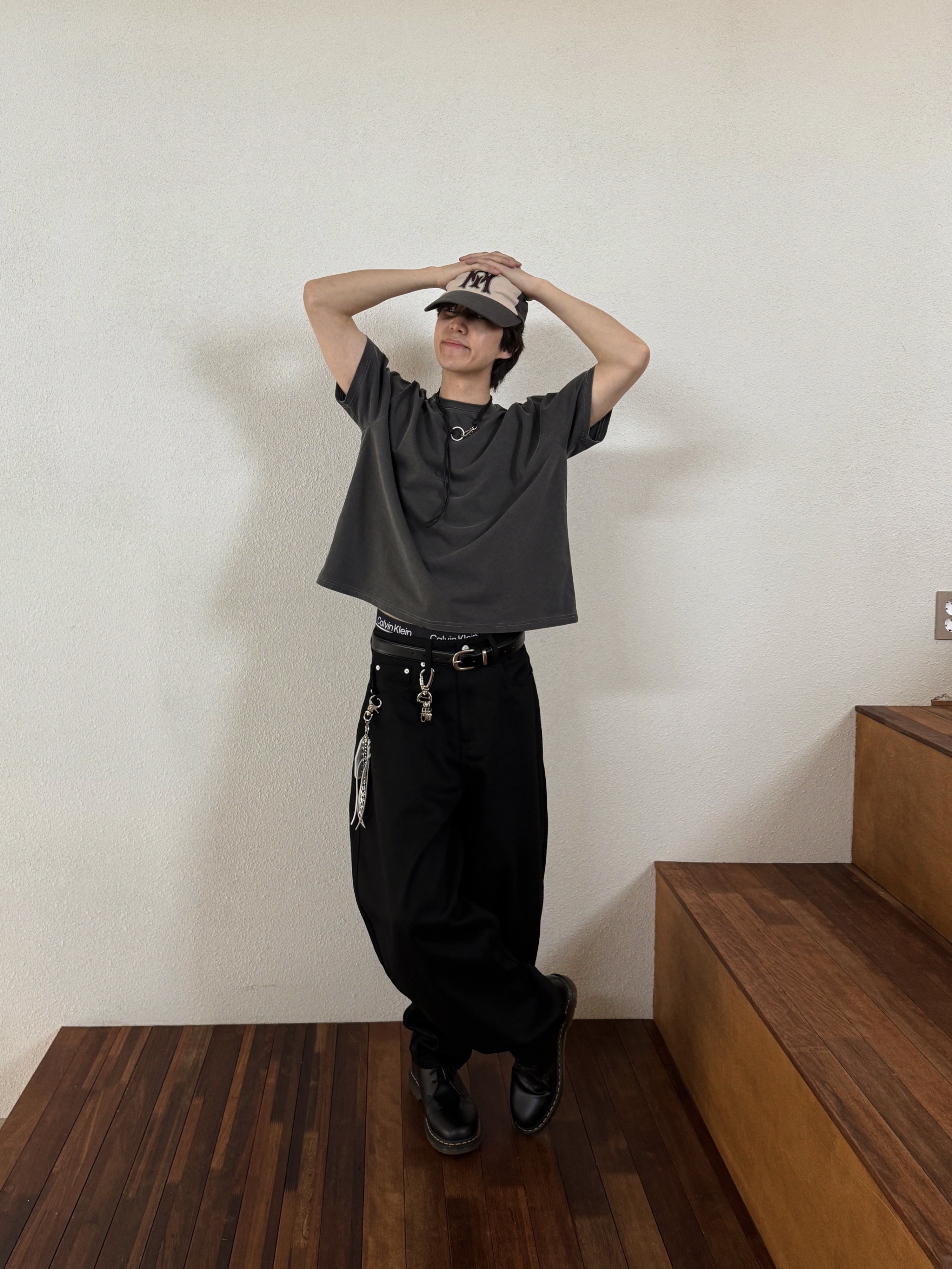 Dr. Martens 1461 Smooth Black 착용 스타일 - 1