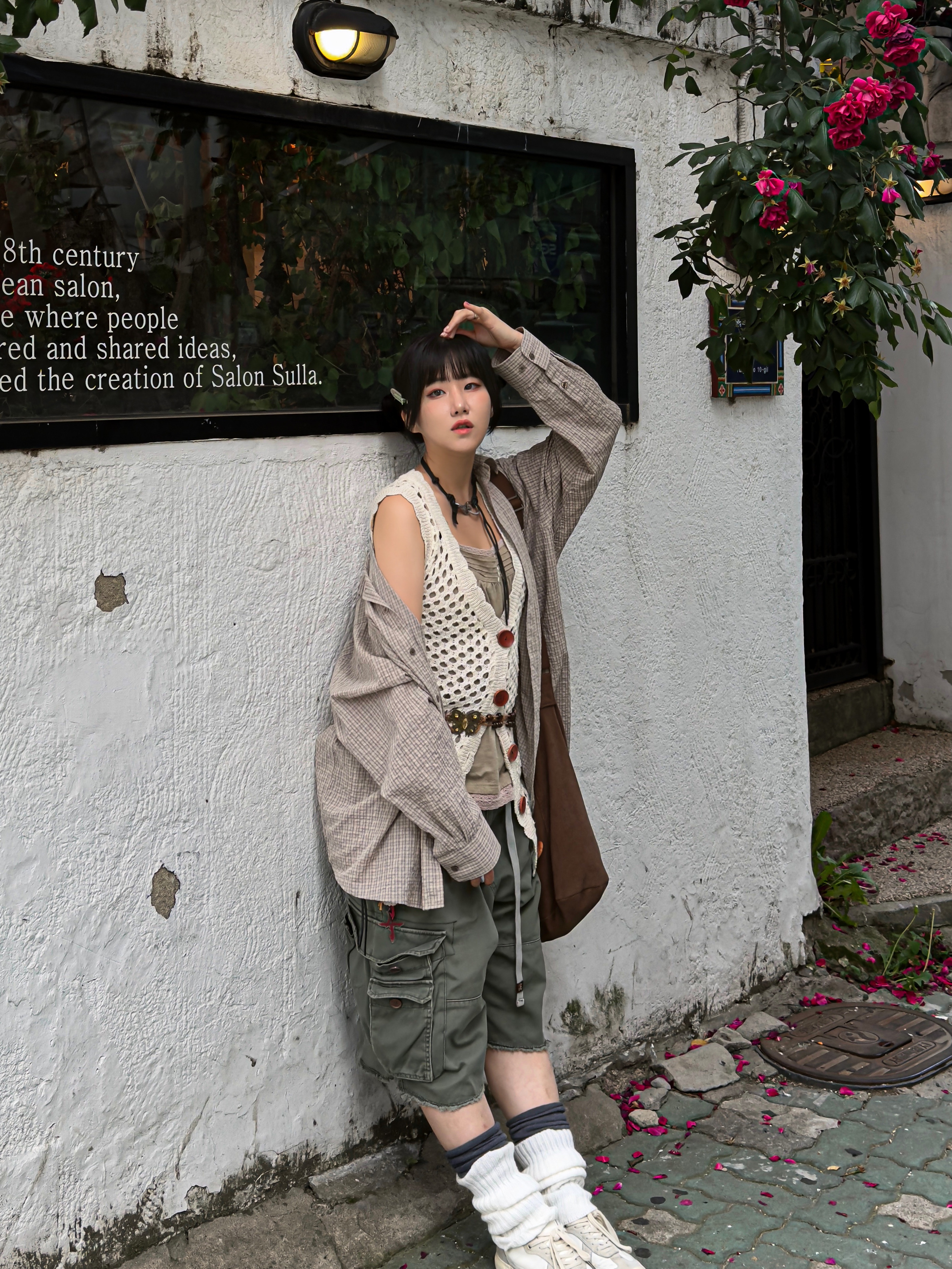 Our Legacy Ladon Leather Keychain Black 착용 스타일 - 2