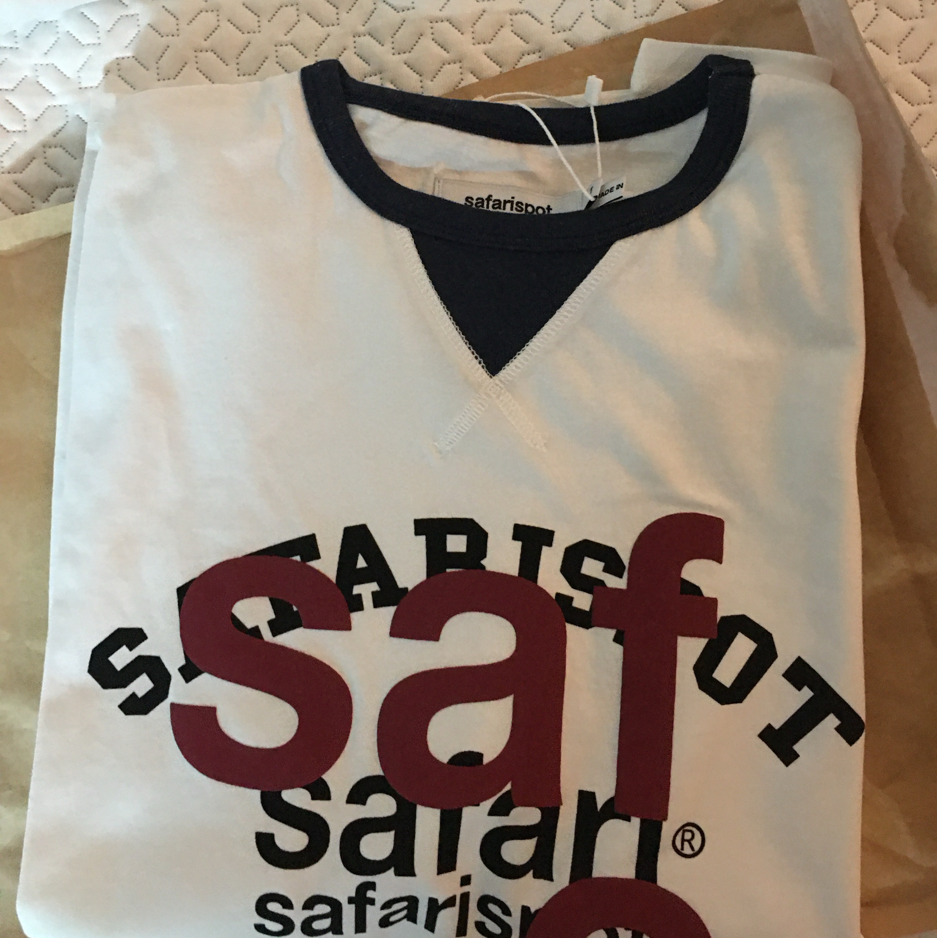 [KREAM 단독] Safarispot Roux Base School Club Tee White 착용 스타일