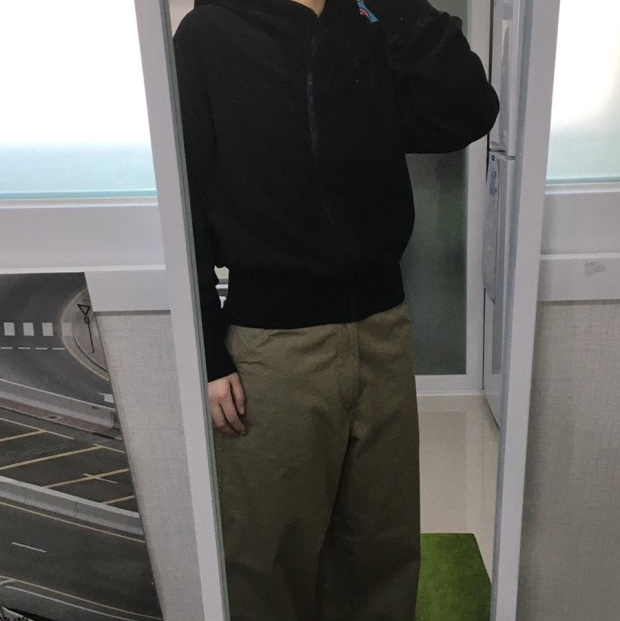 AA Curved Garment Dyeing Sweat Hoodie Zip-up Black 착용 스타일