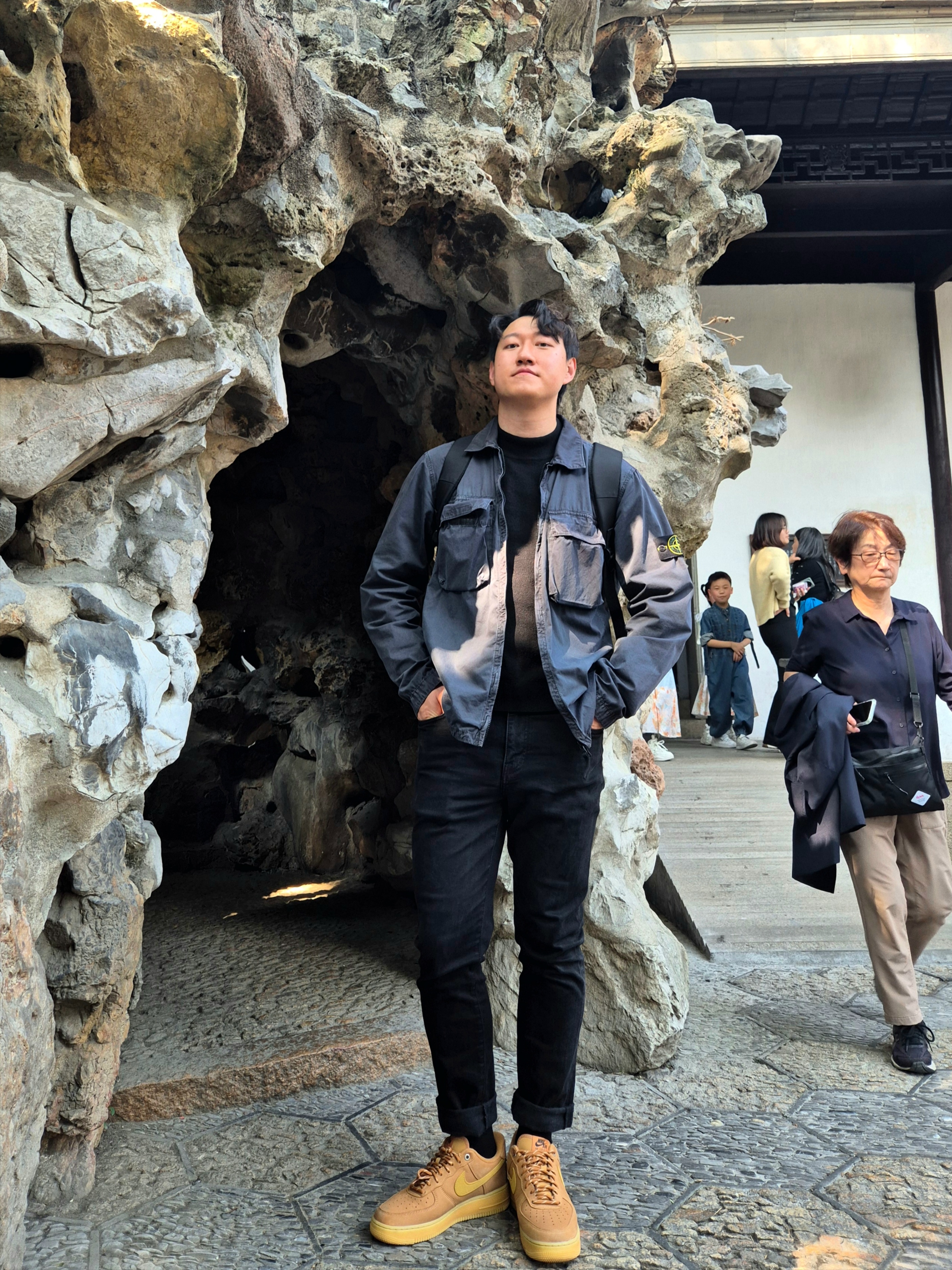 Stone Island 101WN Brushed Cotton Canvas T.CO+OLD Overshirt Black - 22FW, Nike Air Force 1 '07 WB Flax 착용 스타일