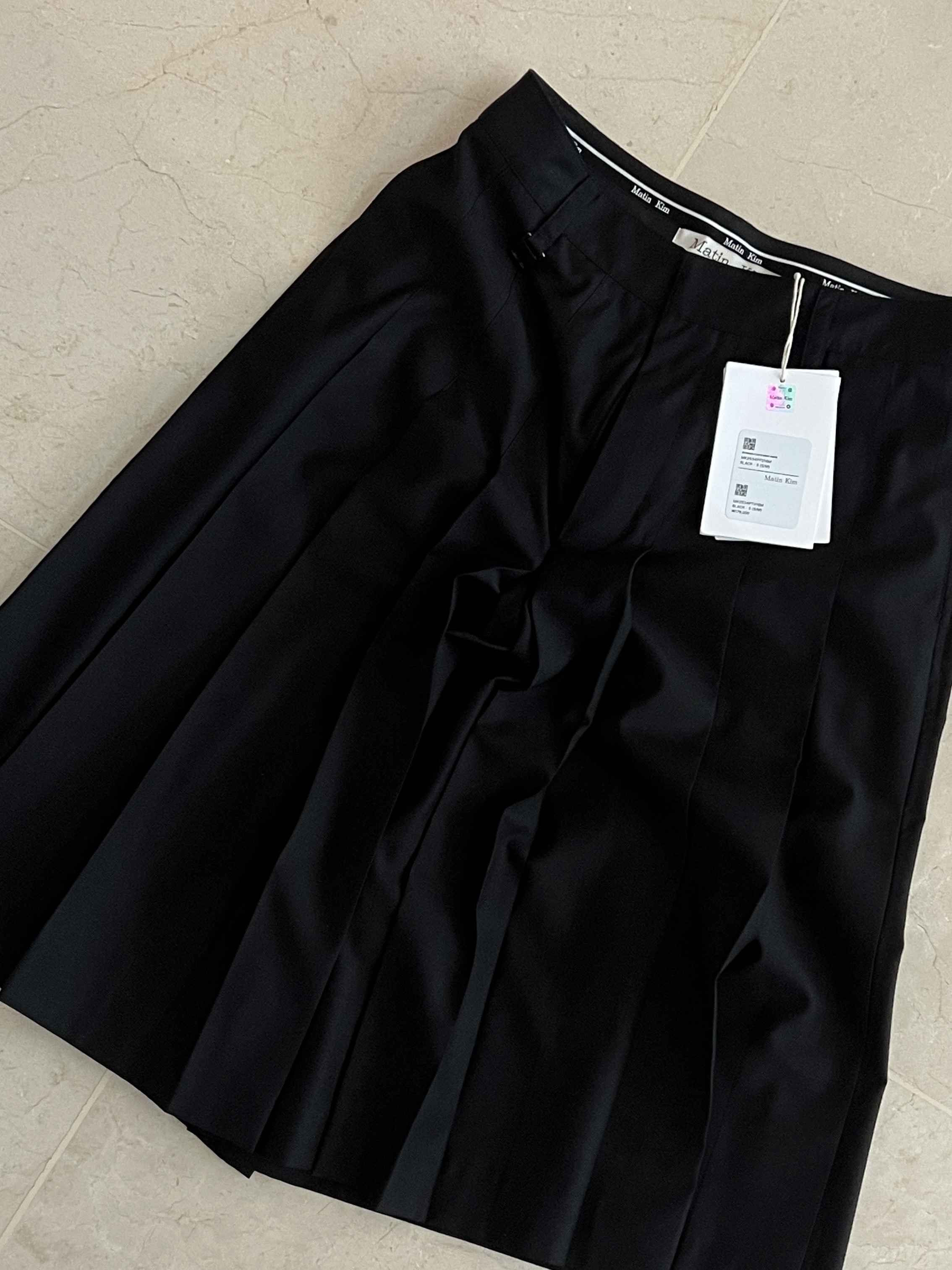 Pemont Dress Black 착용 스타일 - 4