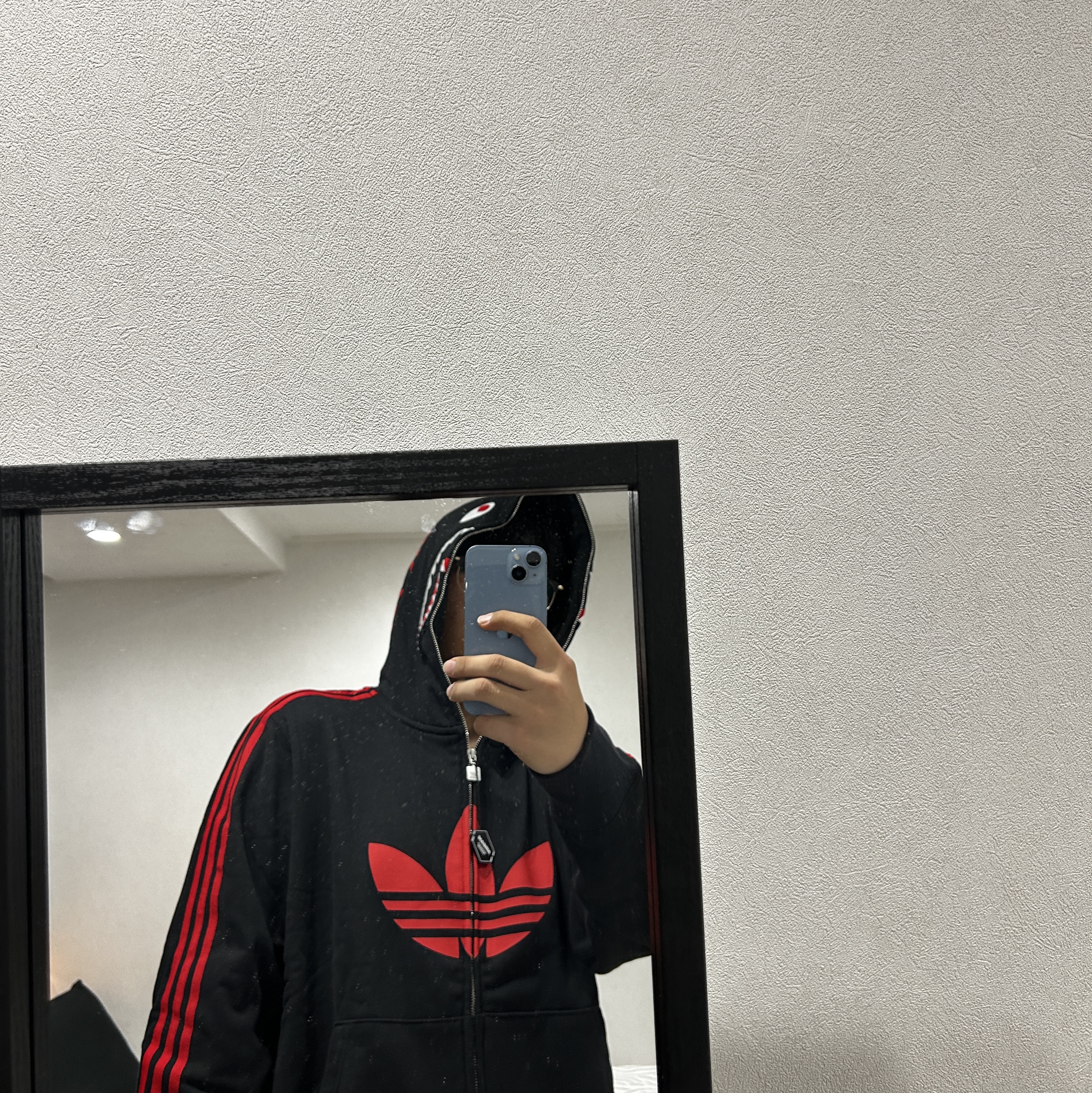Adidas x BAPE Ultimate Shark Hoodie Black - US Sizing 착용 스타일