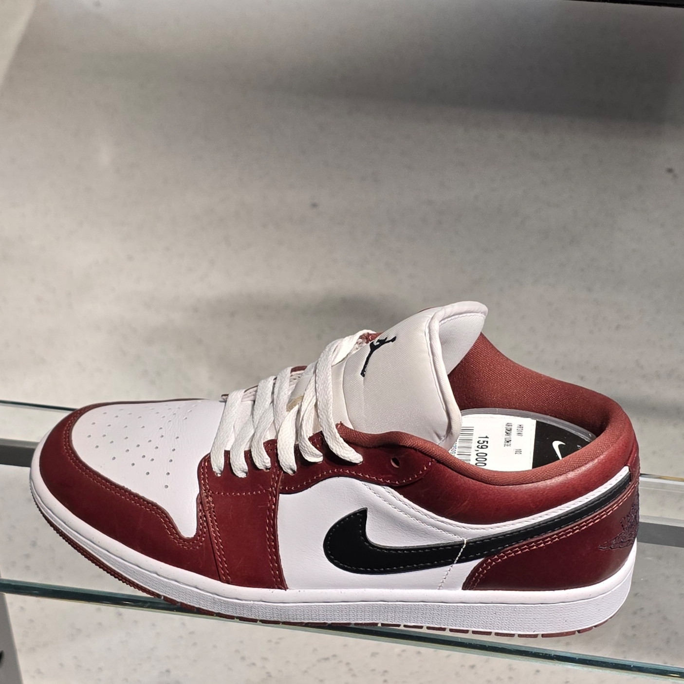 Jordan 1 Low SE Dark Pony Black 착용 스타일