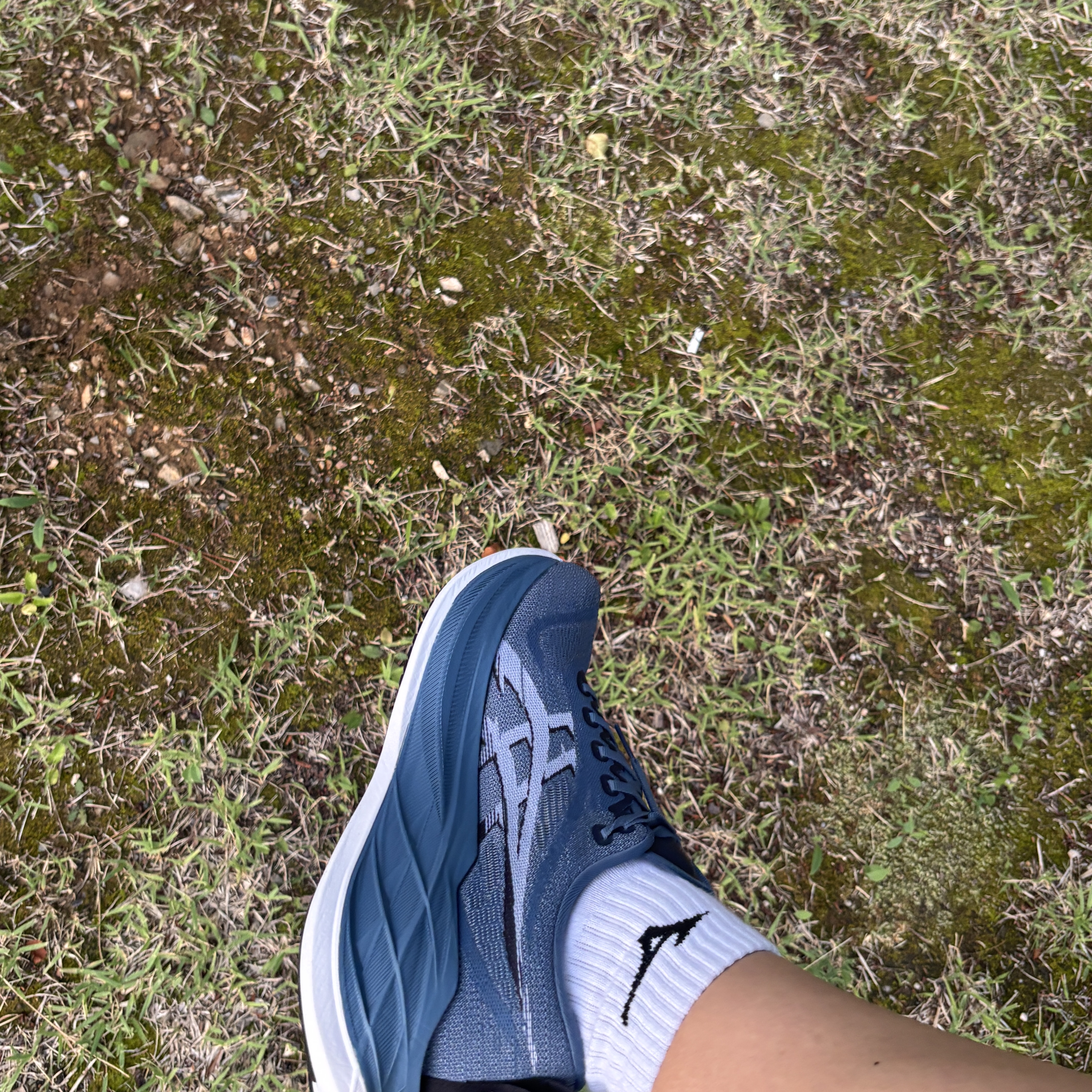 Asics Superblast 2 Winter Sea White 착용 스타일