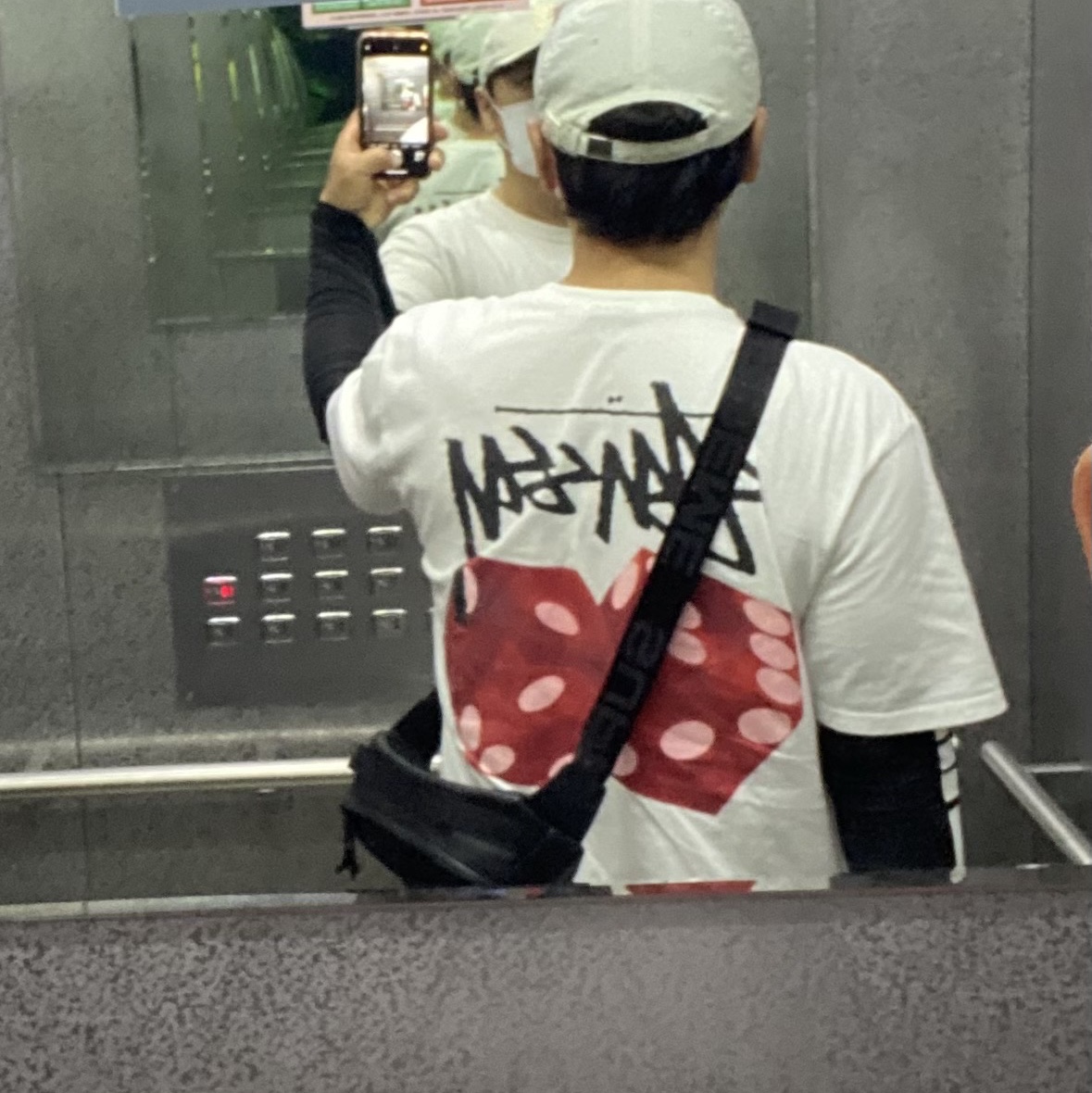 Stussy Diced Out T-Shirt White 착용 스타일