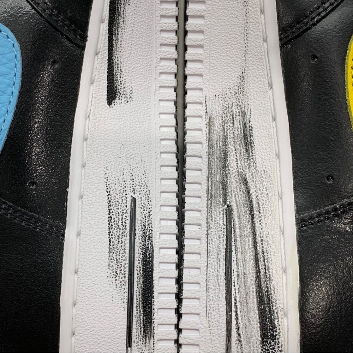 Nike x Peaceminusone Air Force 1 Low Para-Noise 3.0 Black and Multicolor 착용 스타일 - 3