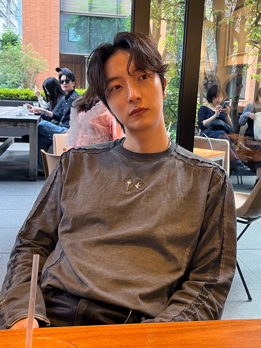 Thug Club Basic Sleeve Charcoal 착용 스타일 - 5