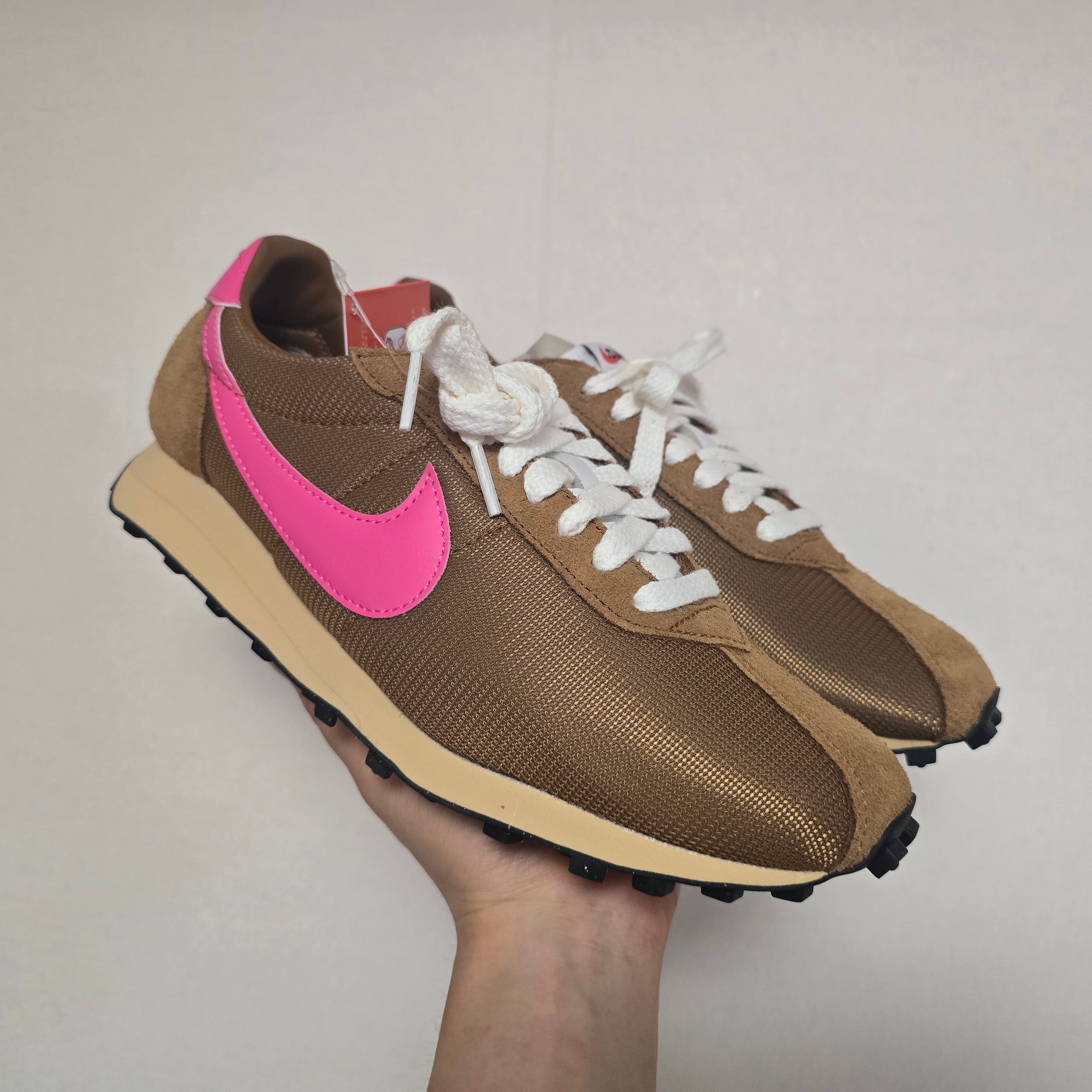 Nike LD-1000 SP Light British Tan and Pinksicle 착용 스타일 - 3