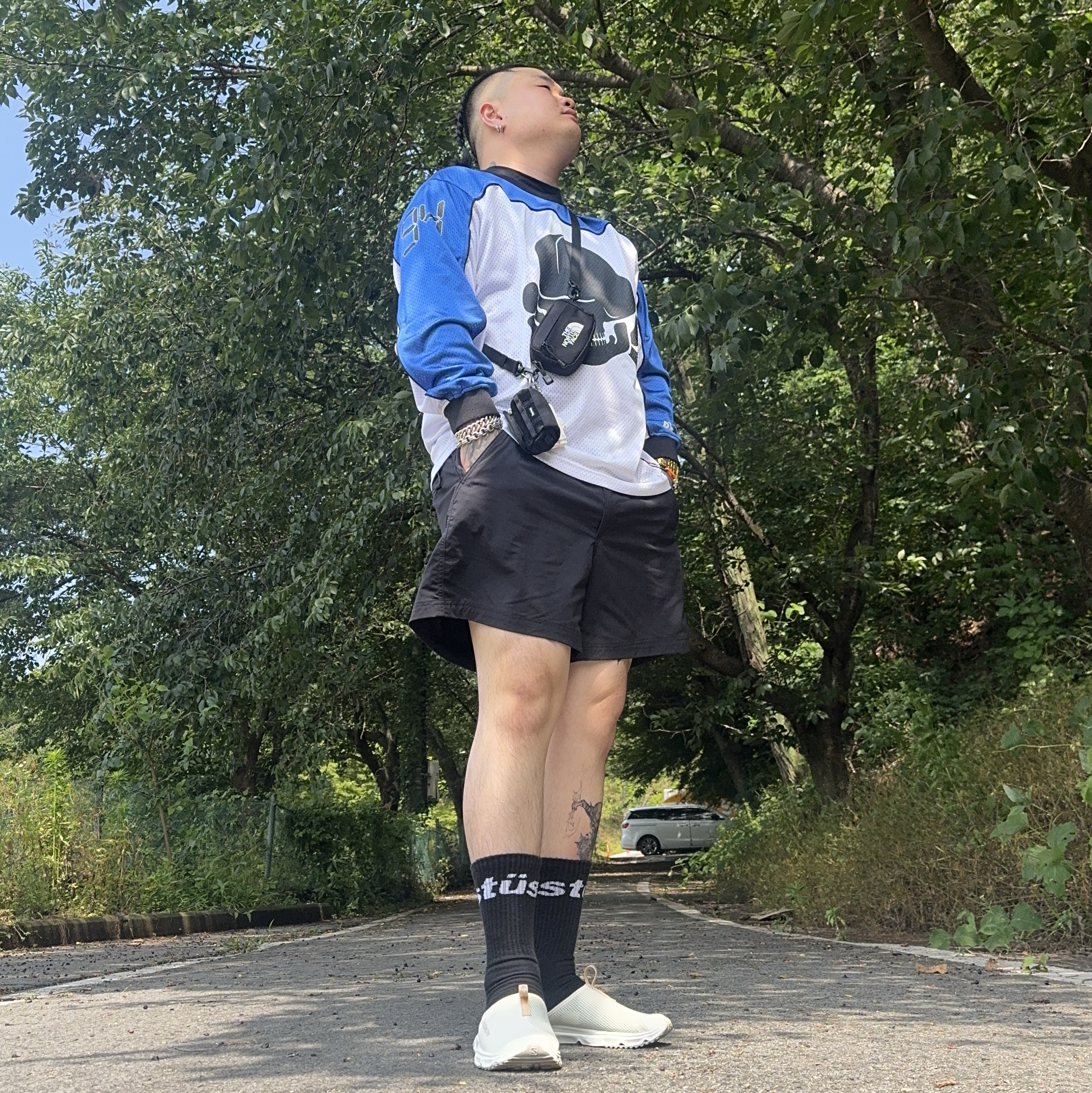 Supreme x Bounty Hunter Mesh Moto Jersey Royal Blue - 23FW, Nike Pro Dri-Fit Fitness Mock Neck Long Sleeve Top Black - Asia 착용 스타일