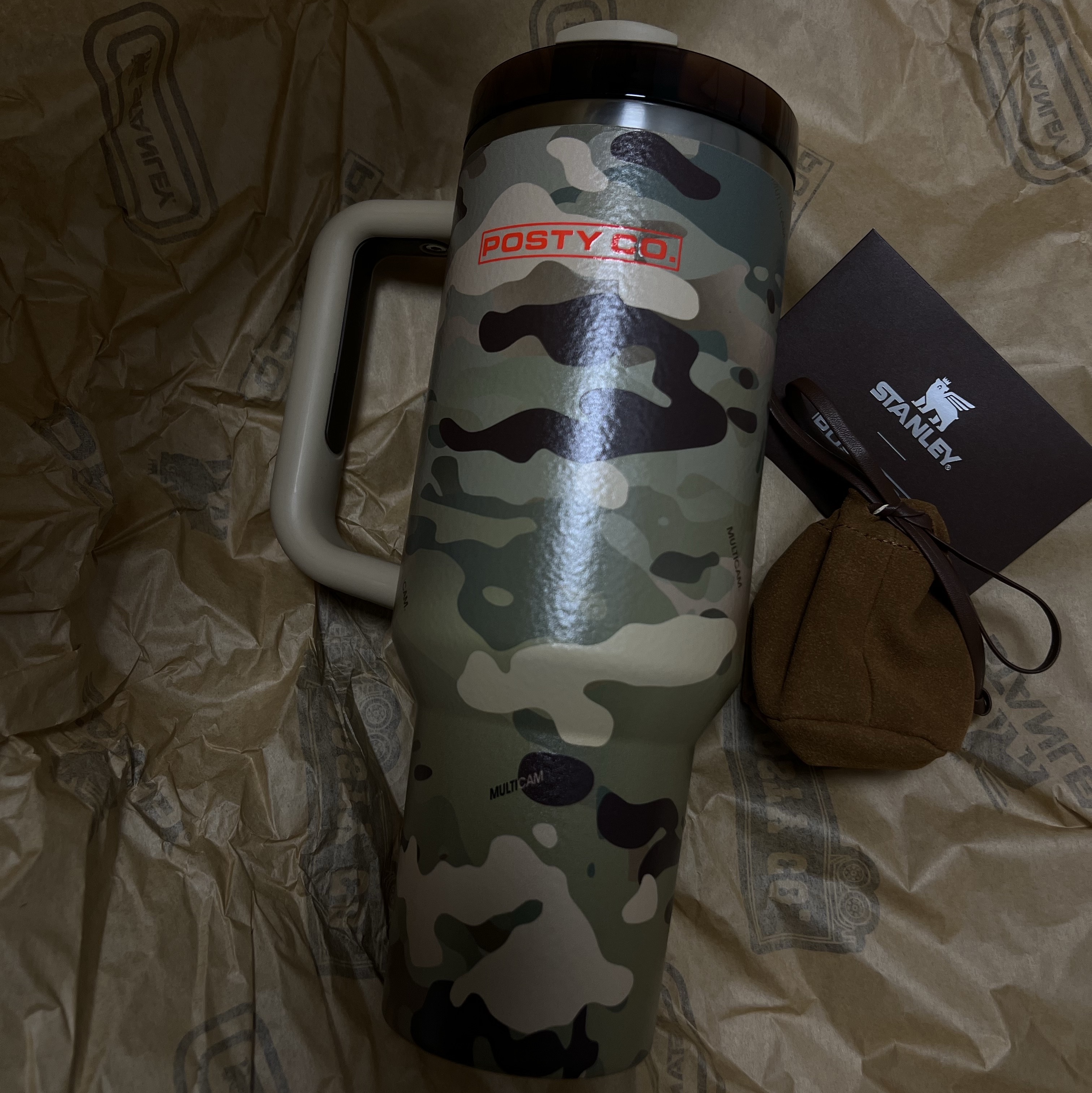 Stanley x The Post Malone Quencher H2.0 Flowstate Tumbler 1.18L Multicam 착용 스타일 - 1