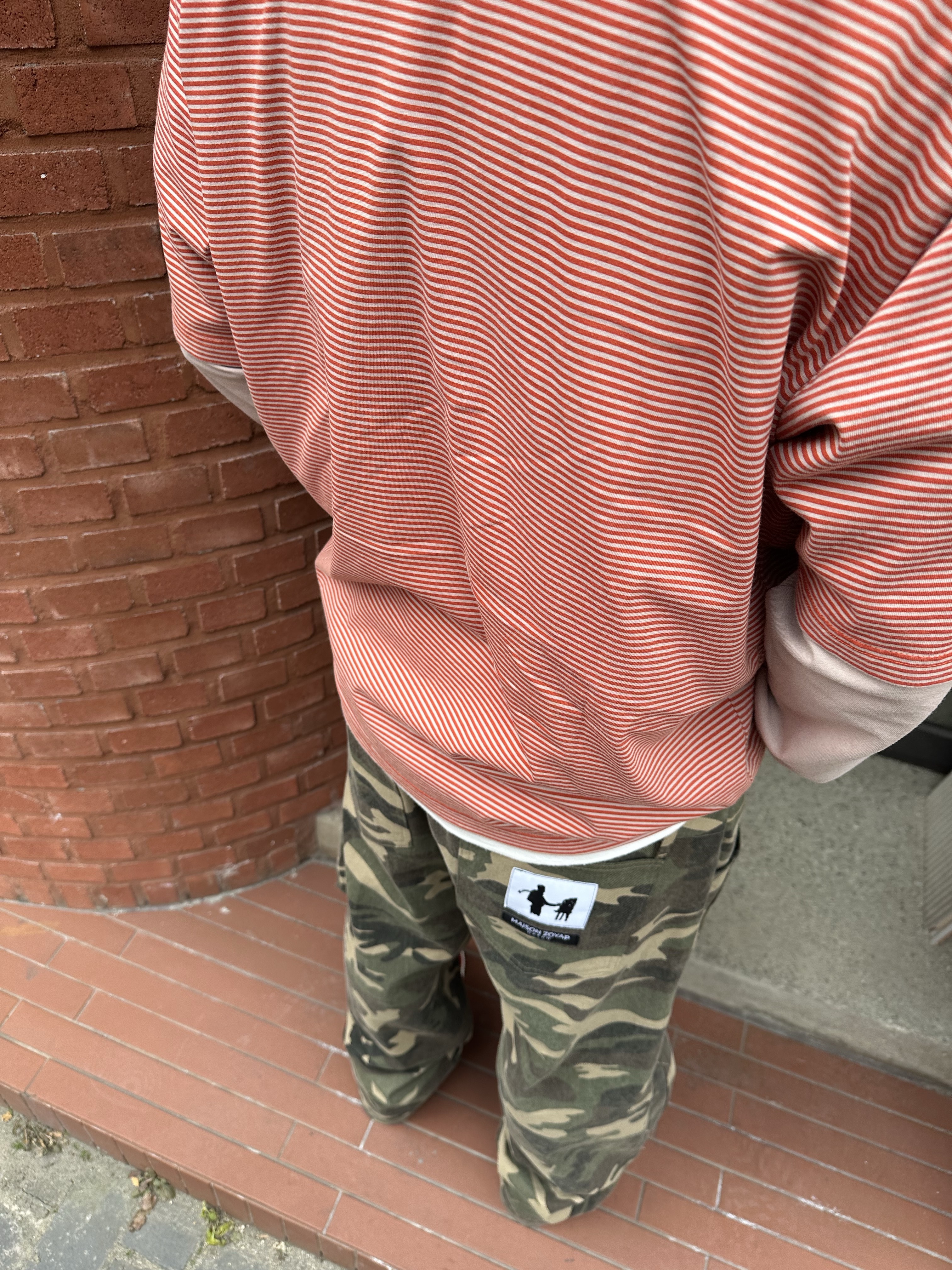 Supreme Layered Hooded L/S Top Tan - 24SS, Jordan 1 Retro High OG Chicago 2022 착용 스타일 - 4