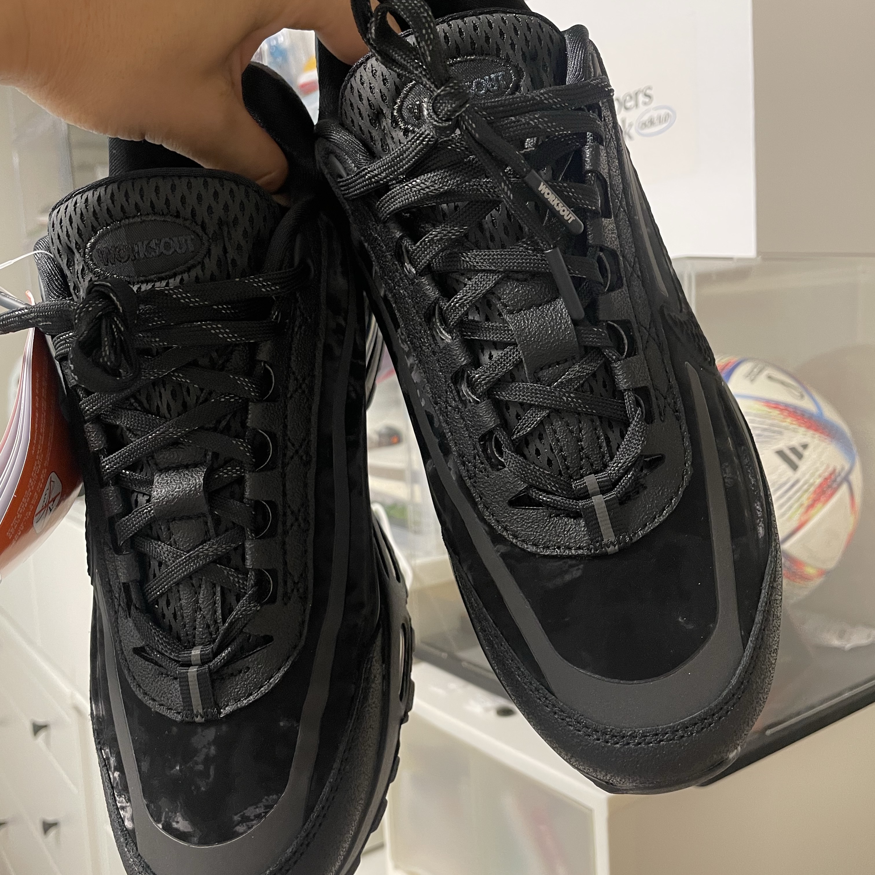 Nike x Worksout Air Max 95 Black Anthracite 착용 스타일 - 3