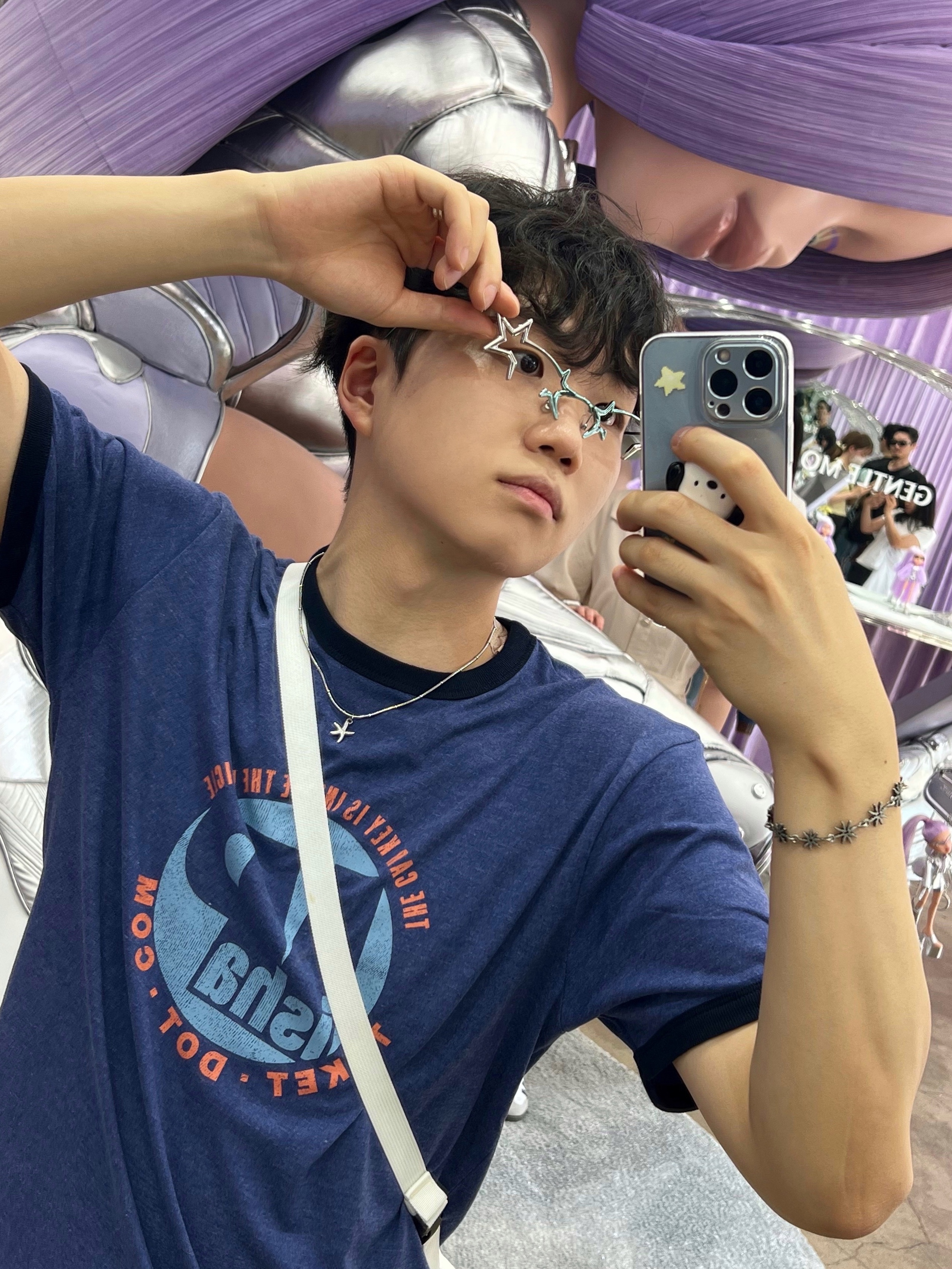 Arc'teryx Mantis 1 Waistpack Whiteout, Gentle Monster Milky Way 02BL Silver Lensless 착용 스타일 - 3