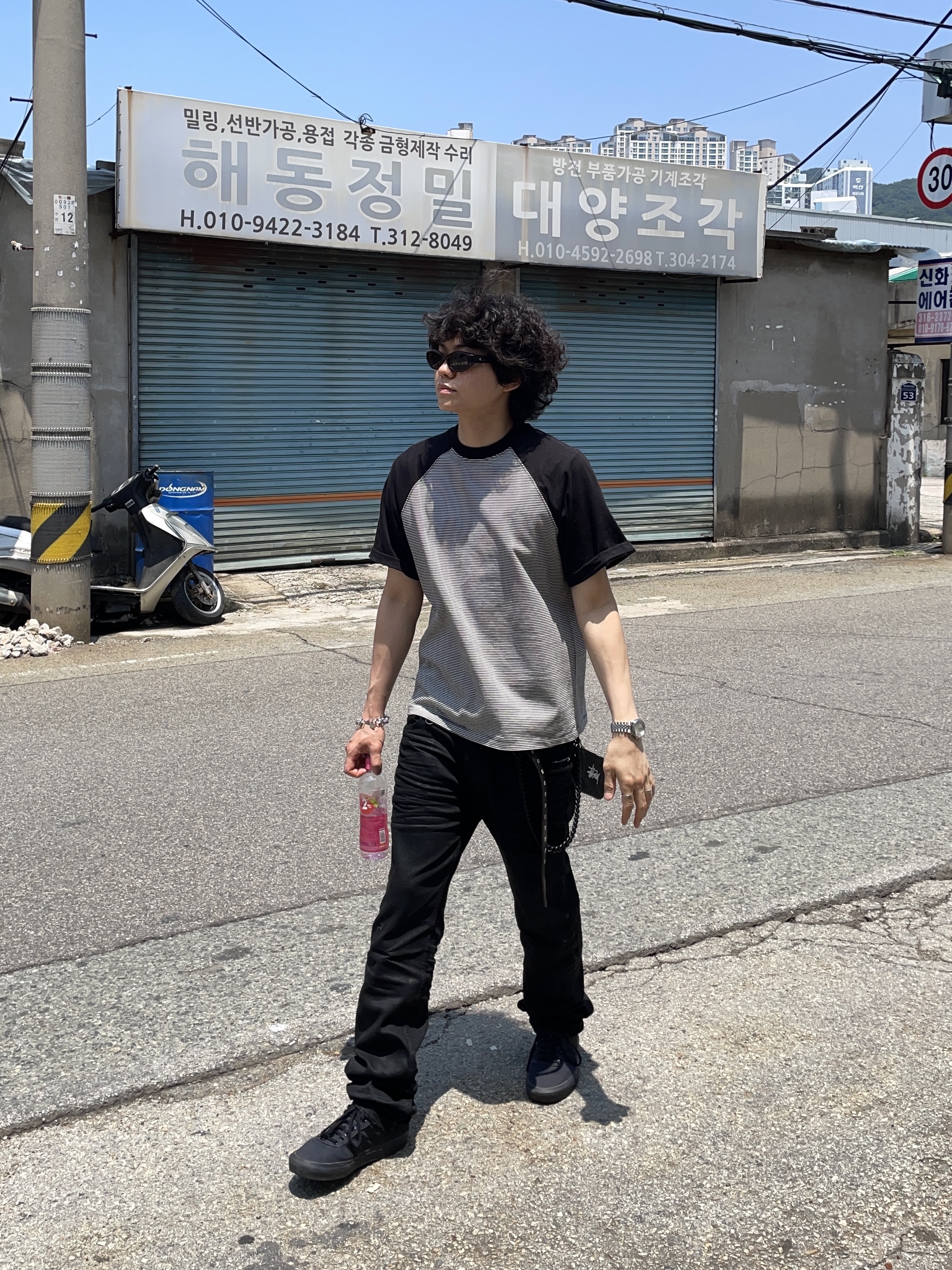 Stussy Canvas Coin Pouch Washed Black 착용 스타일 - 1