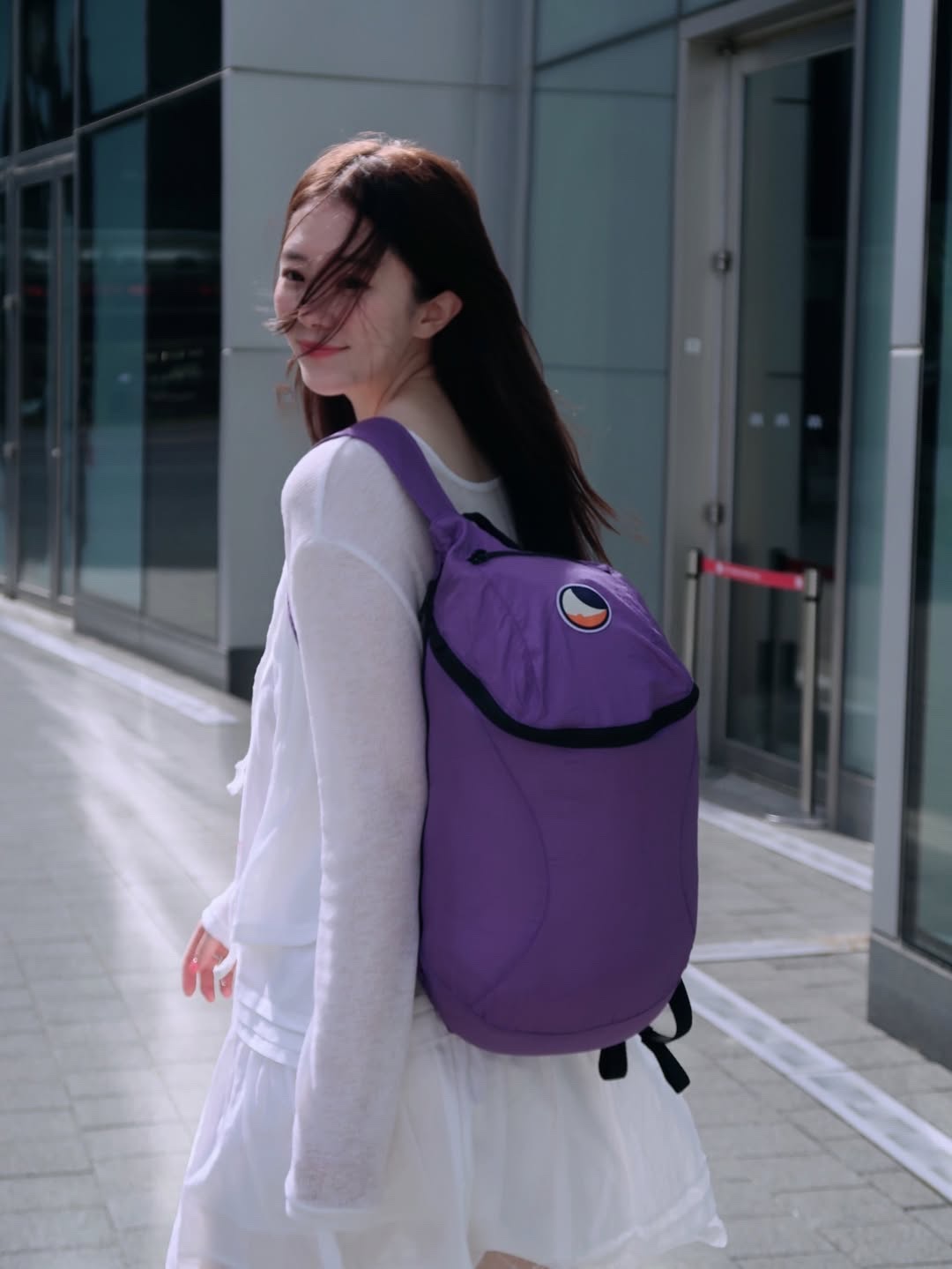 Ticket To The Moon Mini Backpack 15L Purple 착용 스타일
