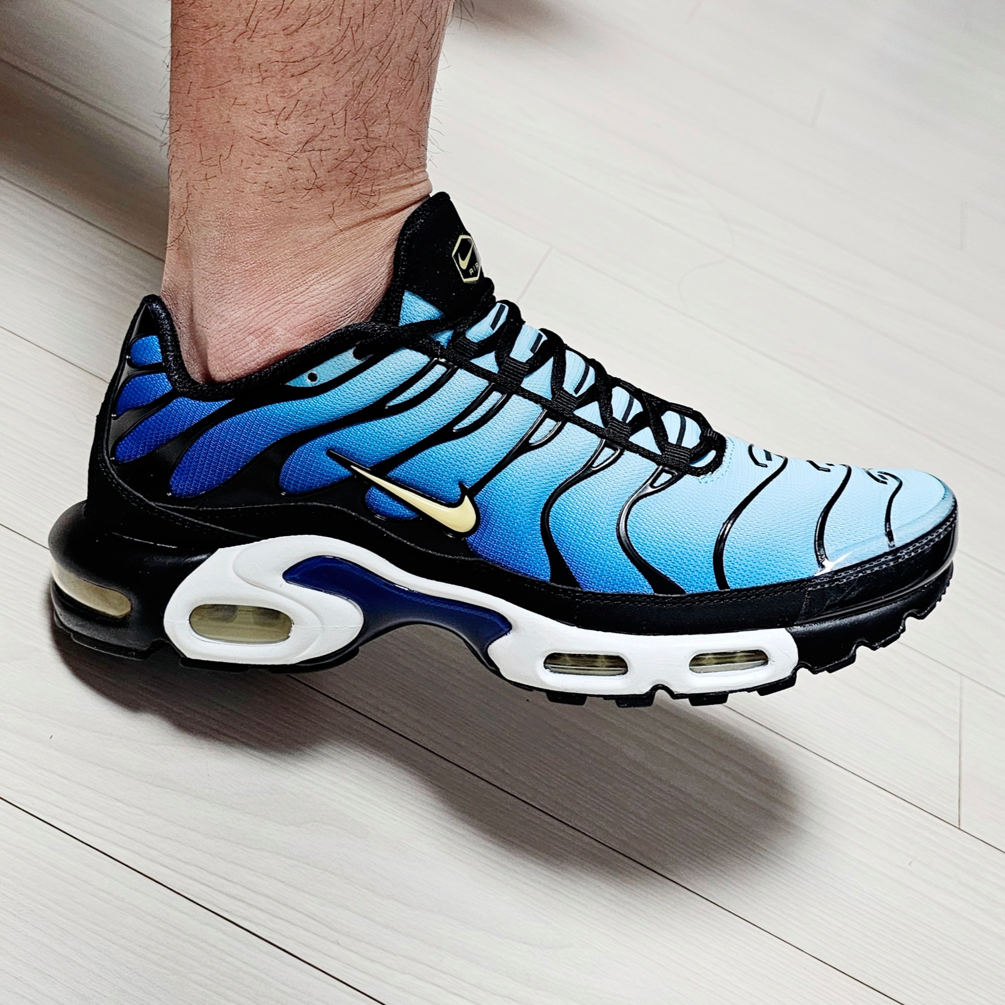 Nike Air Max Plus OG Hyper Blue 2025 착용 스타일