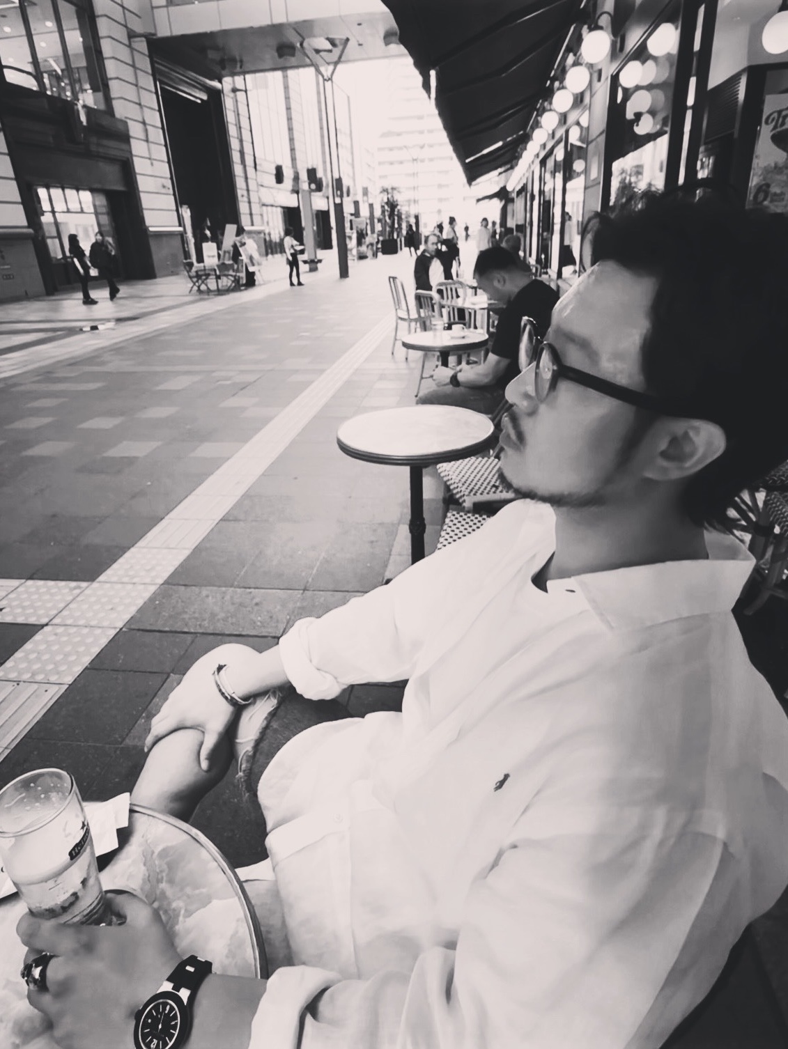 [30% 적립] Polo Ralph Lauren Classic Fit Garment Dyed Oxford Shirt White, Bulgari Aluminium 40mm Watch Black 착용 스타일