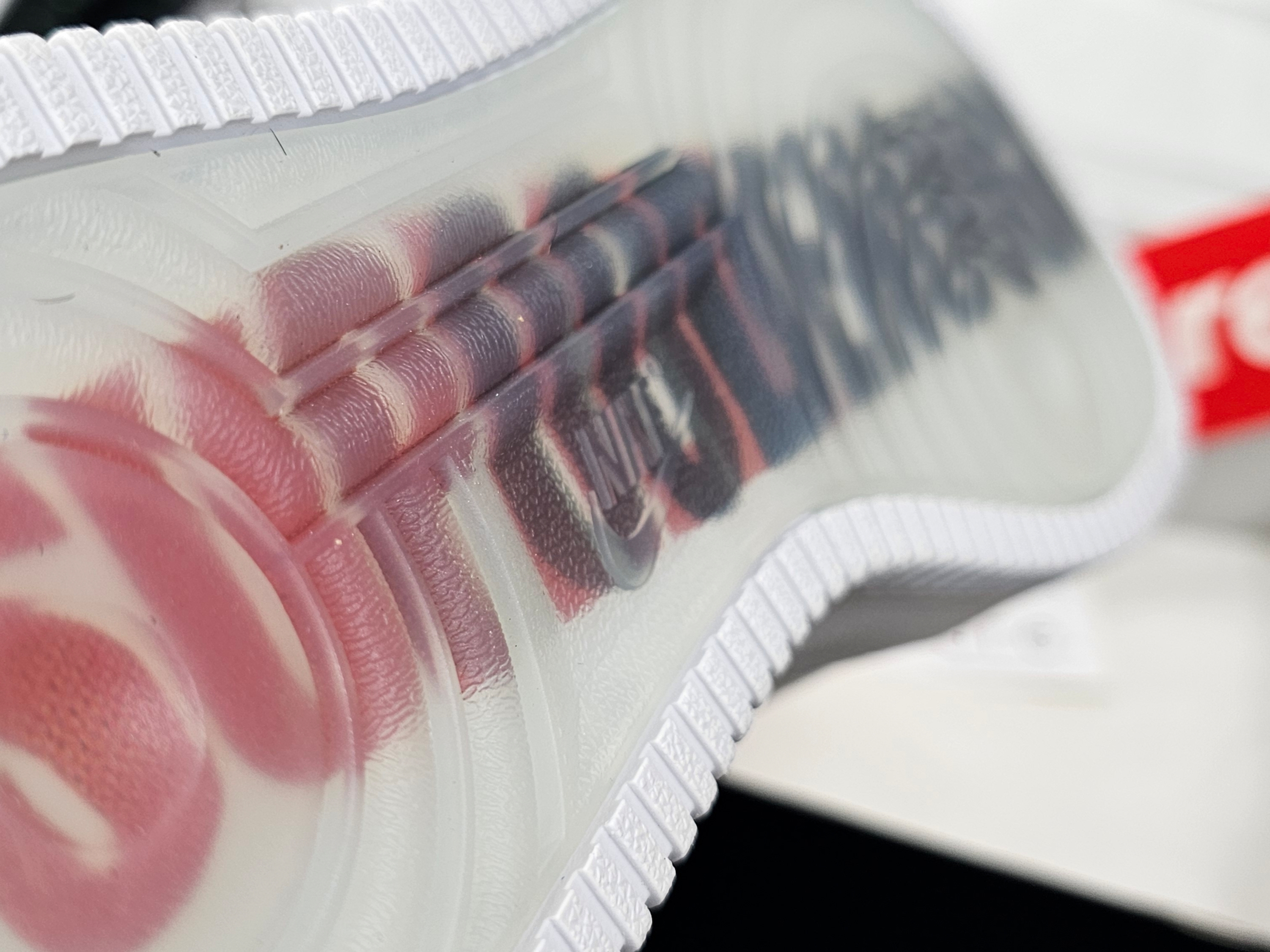 Nike x Supreme x GOODENOUGH Air Force 1 Low White - 25SS 착용 스타일 - 4
