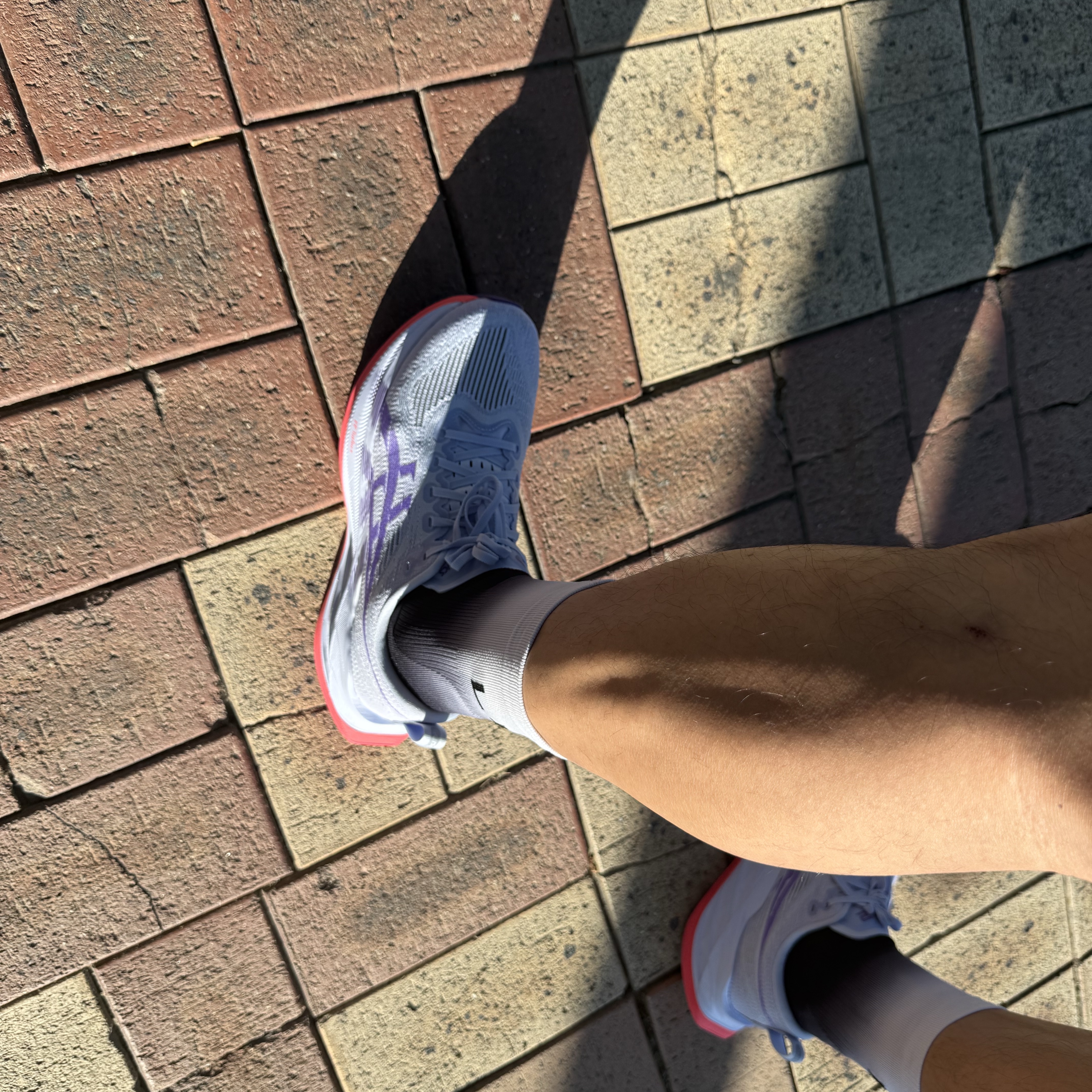 Asics Superblast 2 Blue Fade Edo Purple 착용 스타일