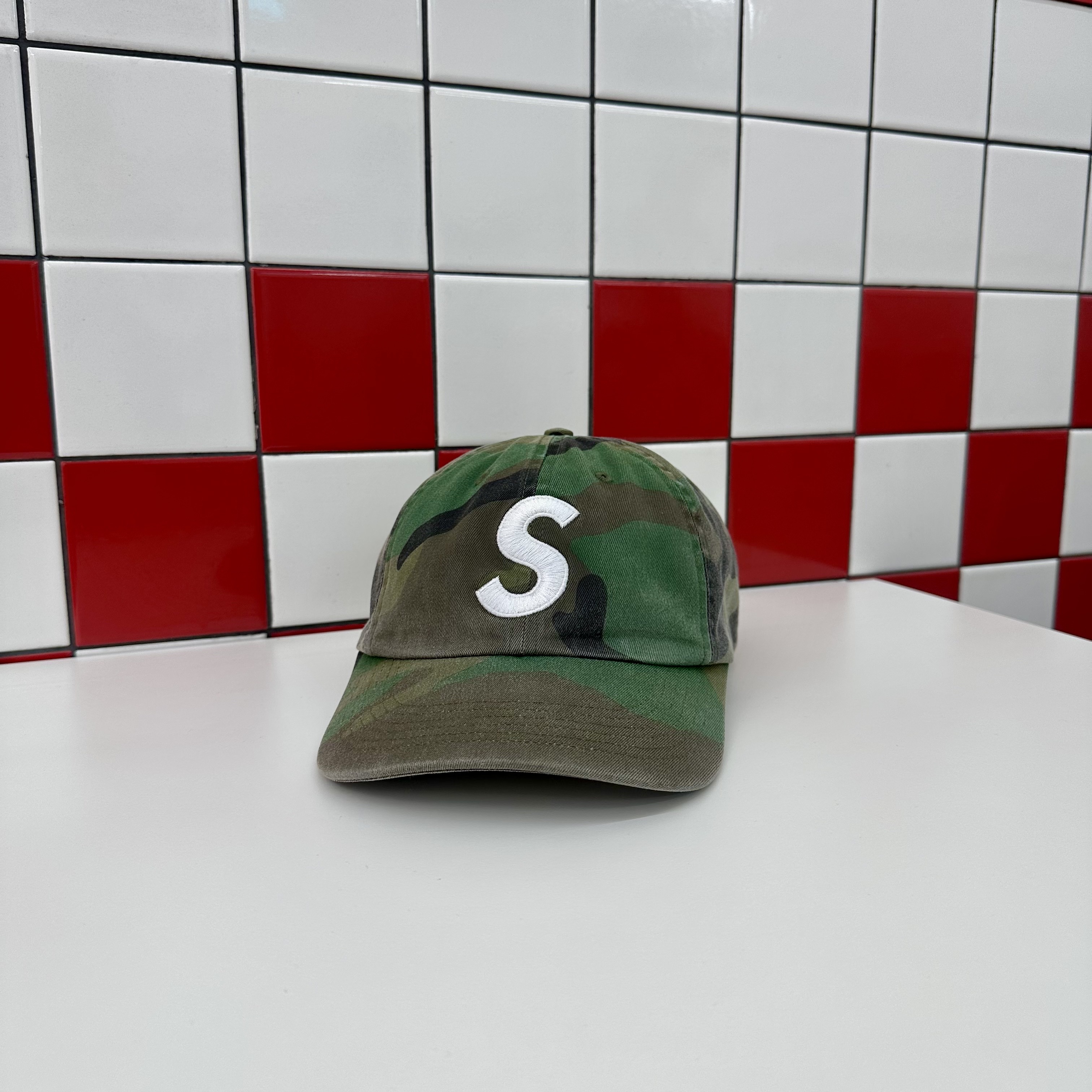 Supreme Pigment Print S Logo 6-Panel Woodland Camo - 20SS 착용 스타일 - 1