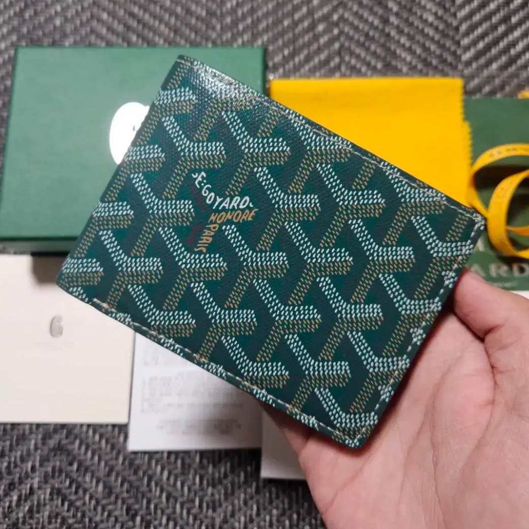 Goyard Victoire Wallet Black 착용 스타일 - 1