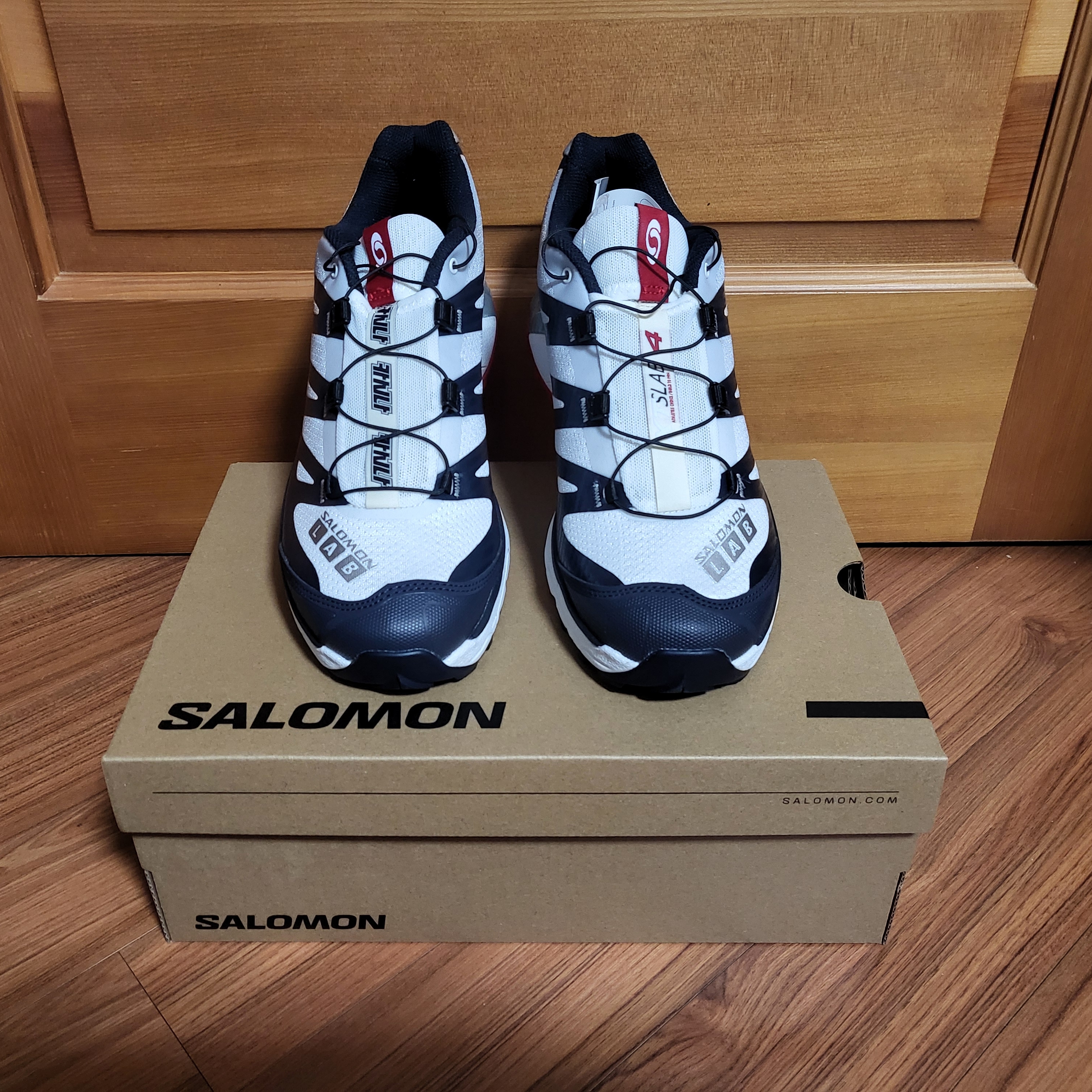 Salomon x Kasina XT-4 OG Dark Navy 착용 스타일