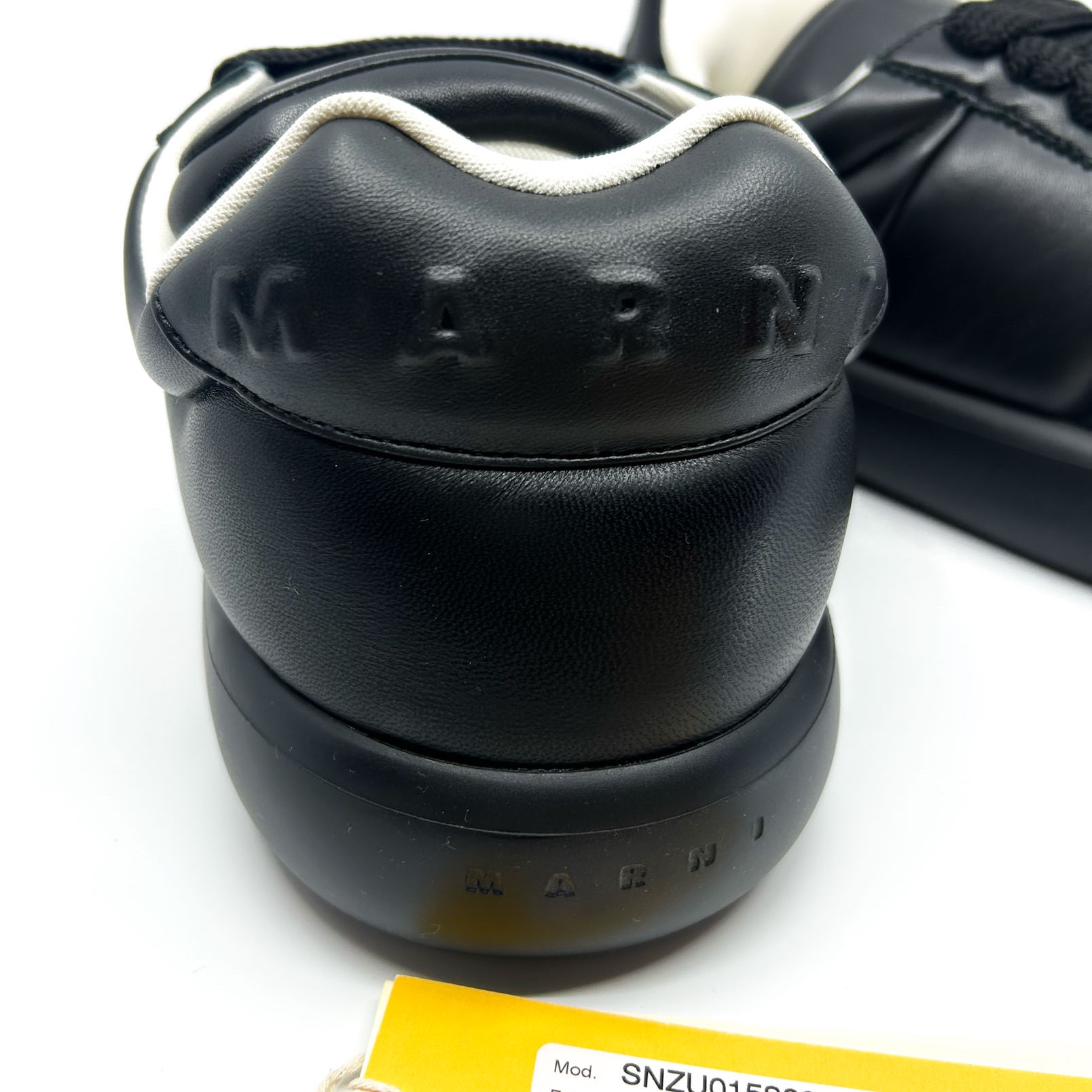 Marni BigFoot 2.0 Sneakers Black 착용 스타일 - 3