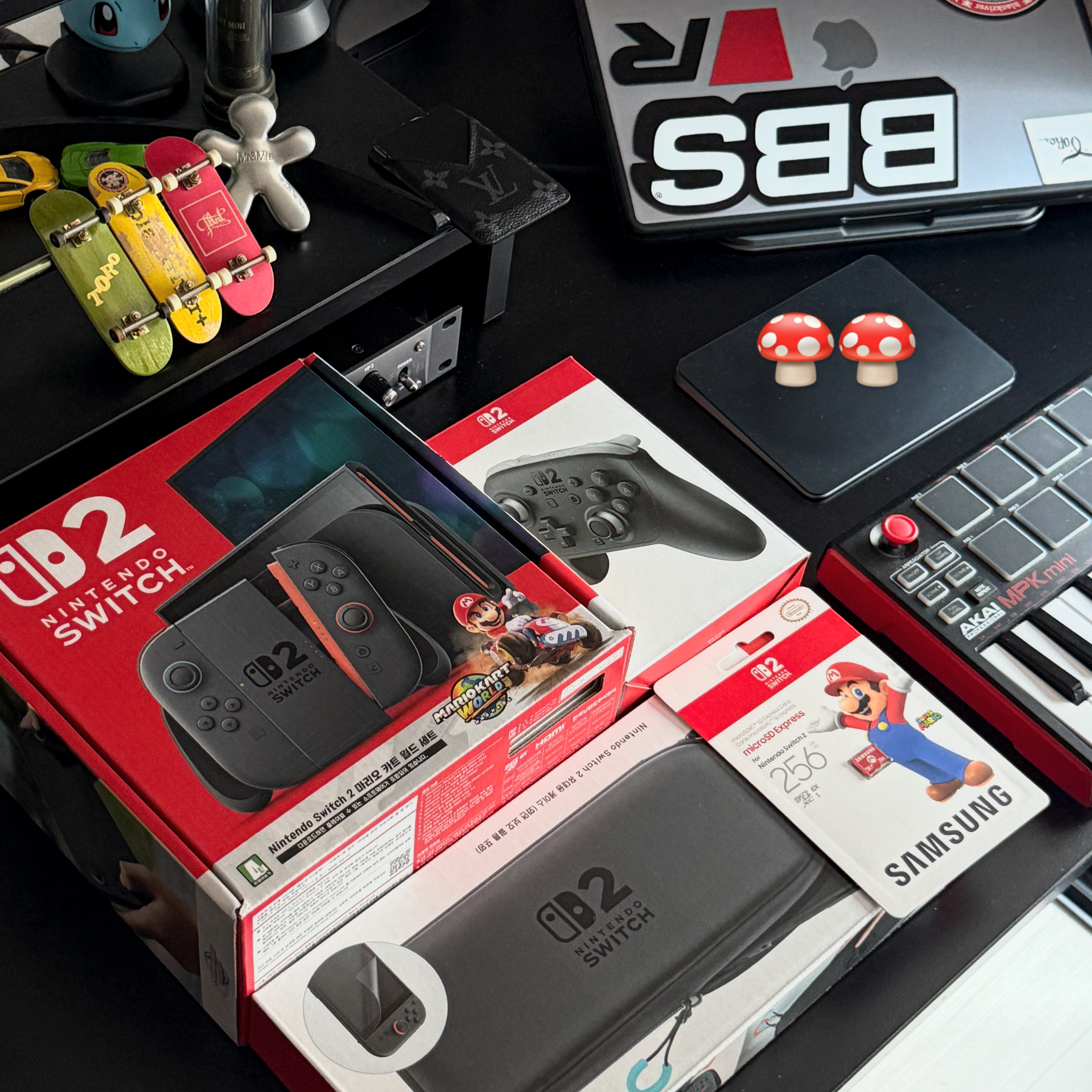 Nintendo Switch 2 Mario Kart World Set (With Software/Korean Ver.), Nintendo Switch 2 Pro Controller Black 착용 스타일