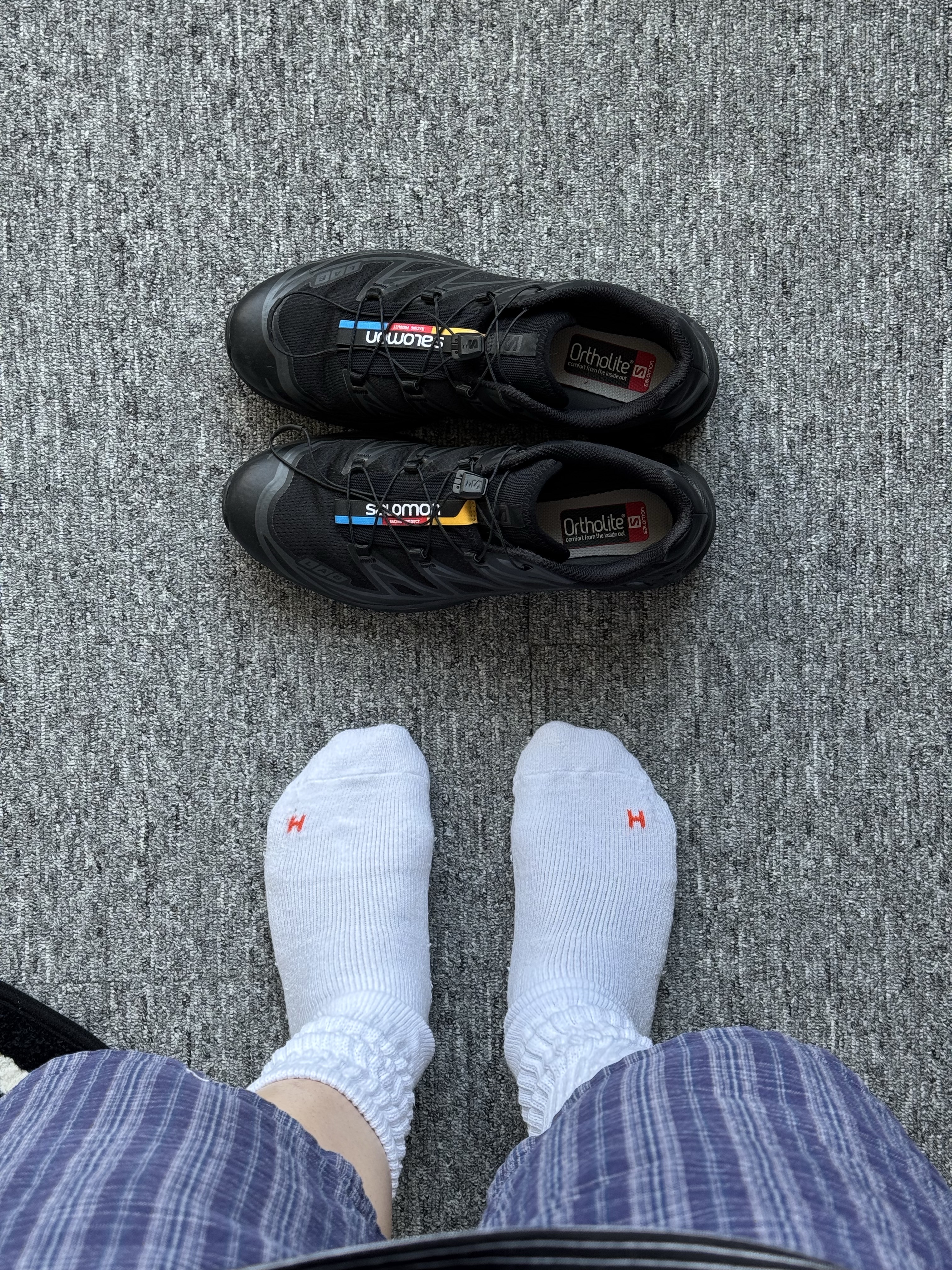 Salomon XT-6 ADV Black 착용 스타일 - 2