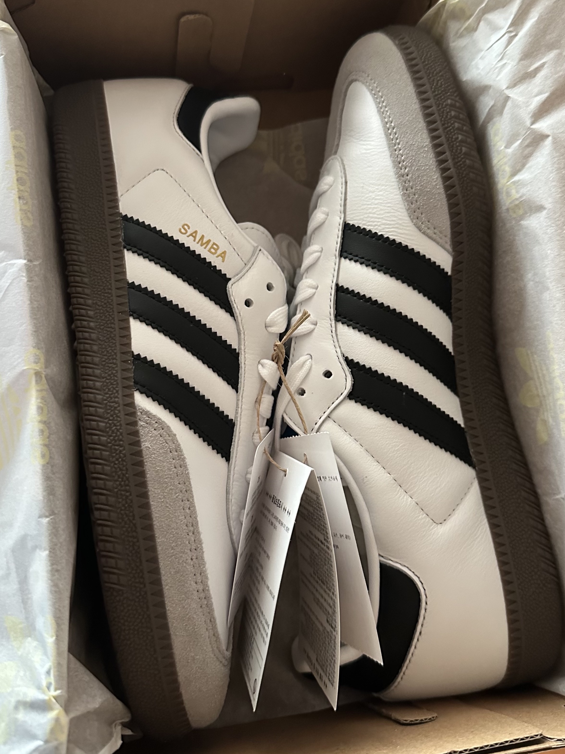 Adidas Samba OG Cloud White 착용 스타일