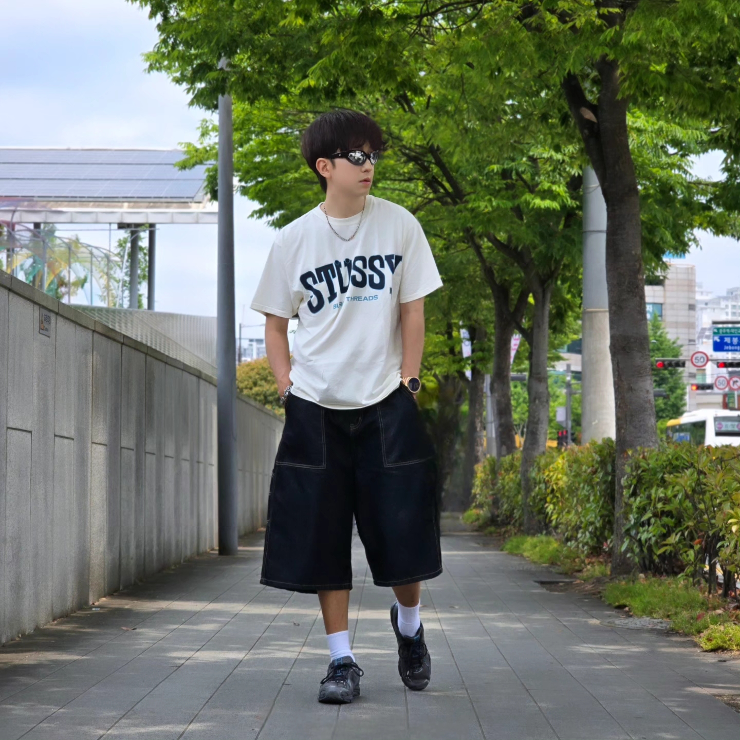 Stussy Burly Threads Pigment Dyed T-Shirt Natural, Samsung Galaxy Watch6 44mm LTE Silver (Korean Ver.) 착용 스타일 - 3