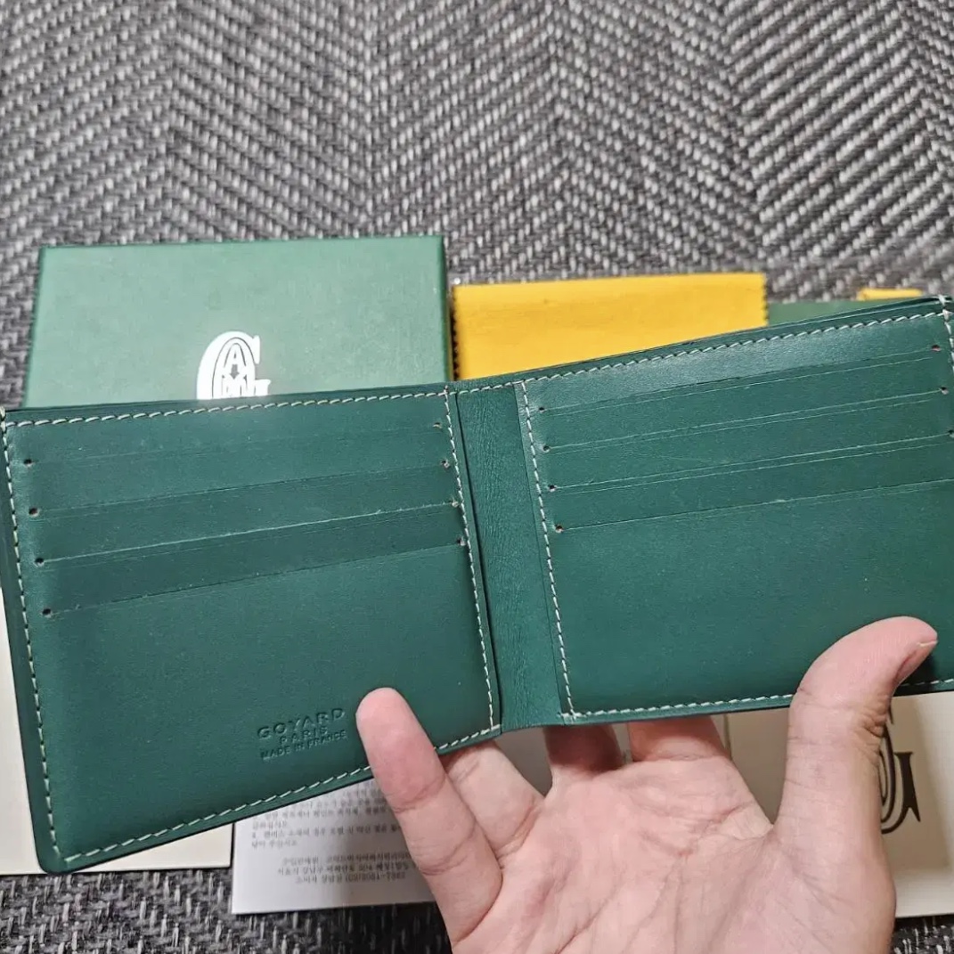 Goyard Victoire Wallet Black 착용 스타일 - 2