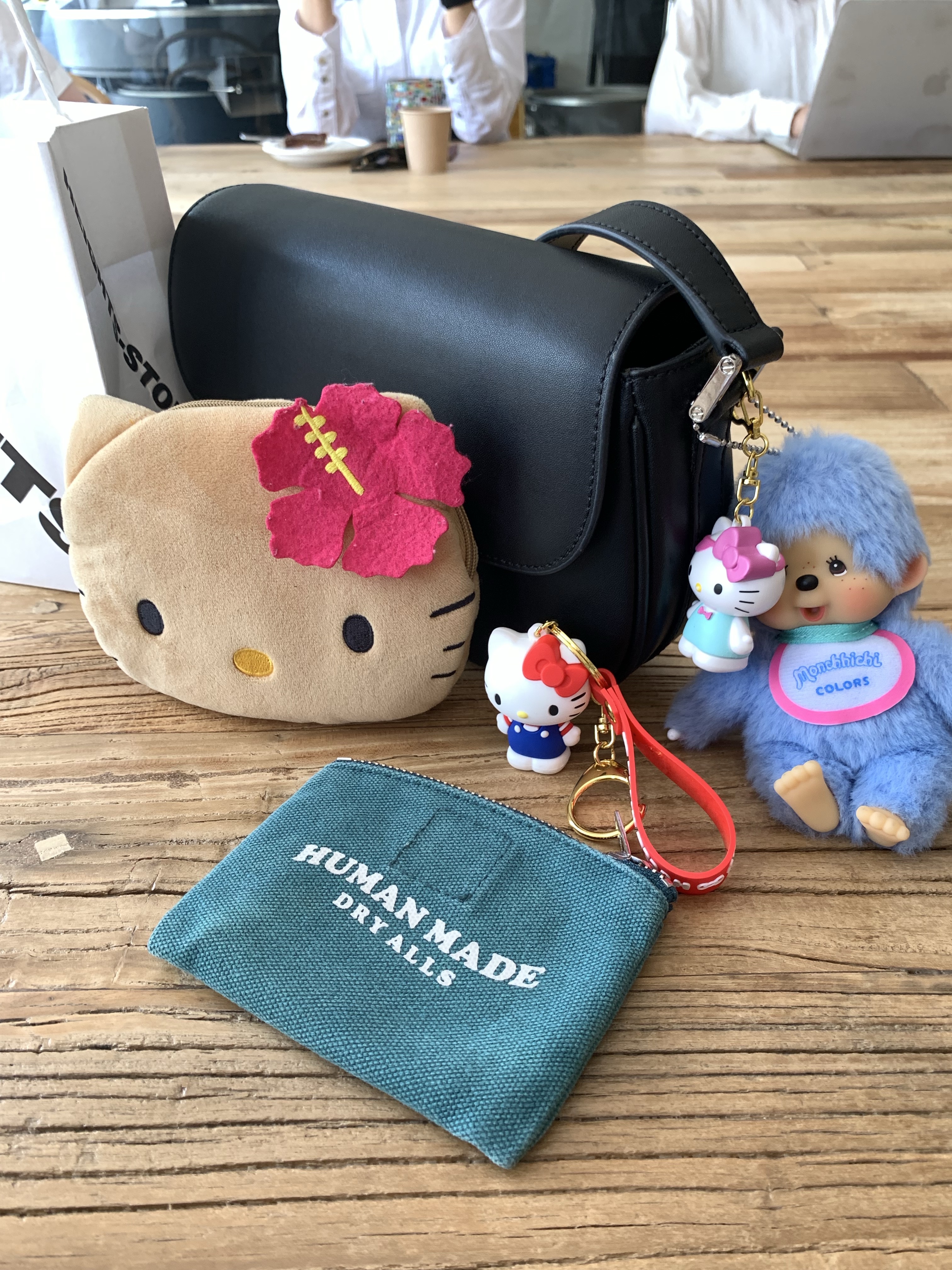 Human Made Card Case Green, Sanrio Hello Kitty Three-Dimensional Key Holder 착용 스타일