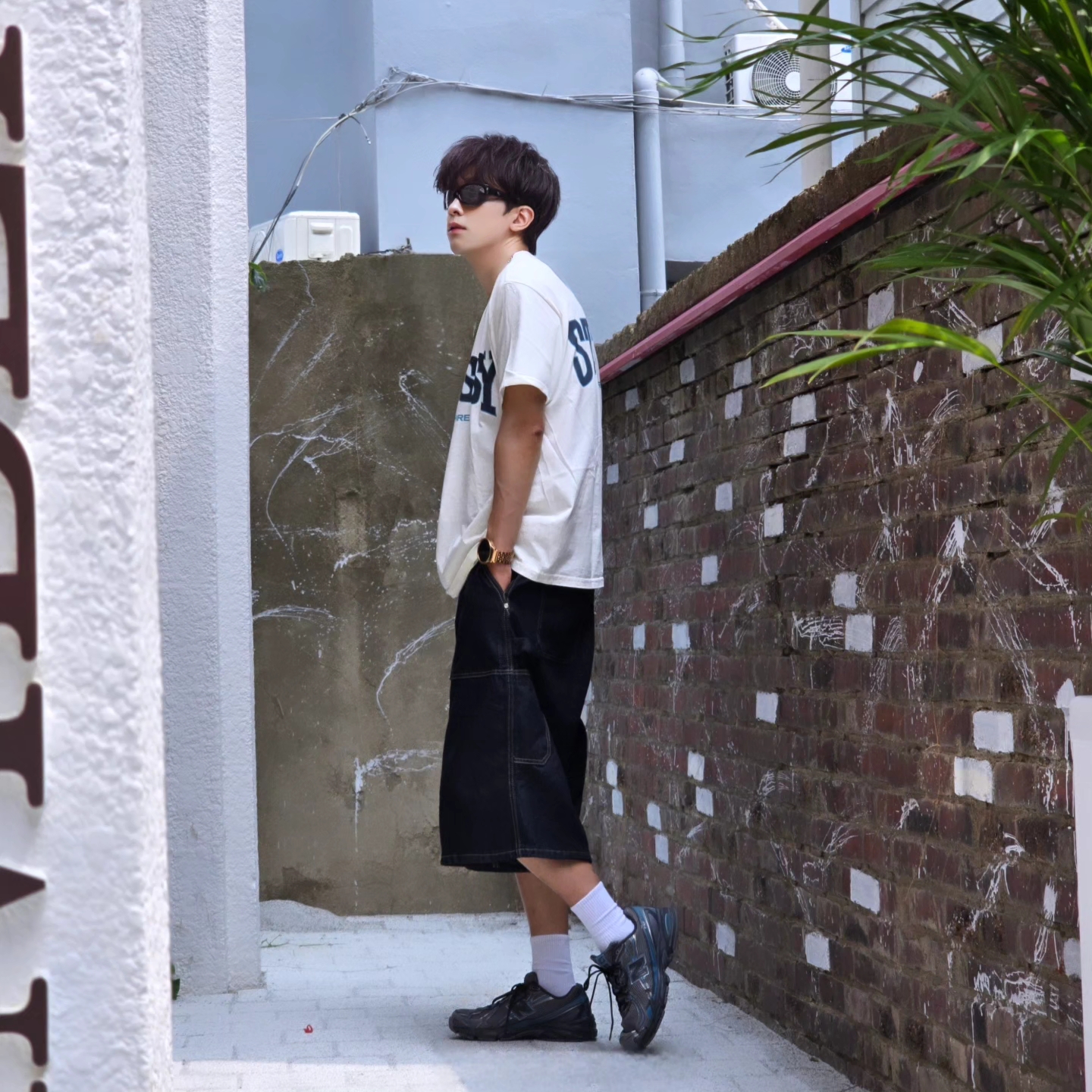 Stussy Burly Threads Pigment Dyed T-Shirt Natural, Samsung Galaxy Watch6 44mm LTE Silver (Korean Ver.) 착용 스타일 - 8