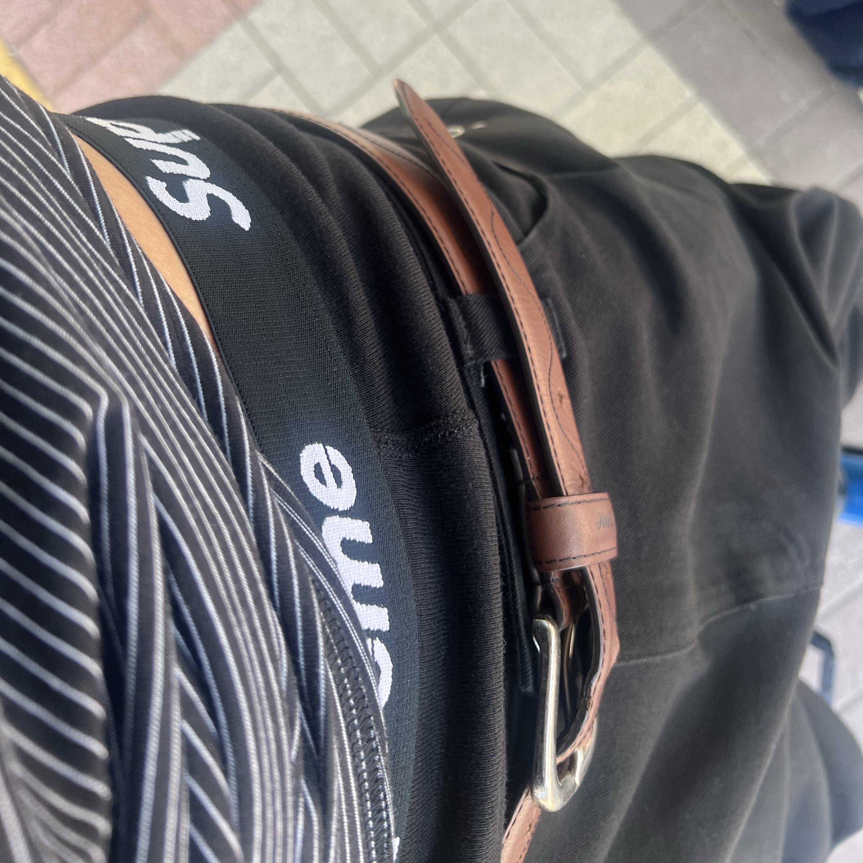 Supreme Hanes Boxer Briefs Black (4 Pack), Polar Skate Co. Big Boy Pants Pitch Black 착용 스타일