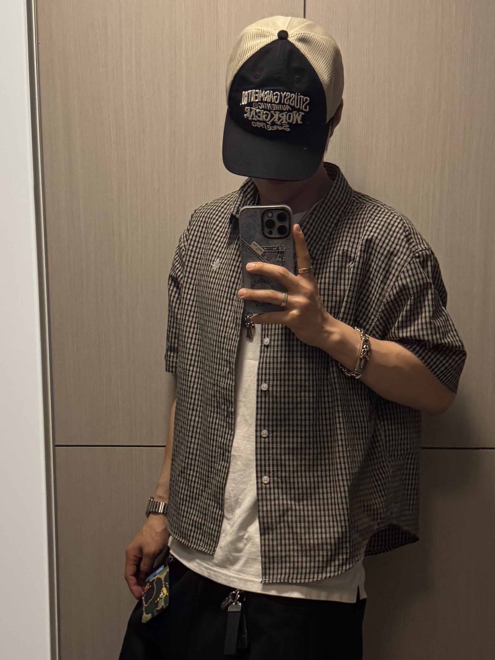 Stussy Low Profile Workgear Strapback Black, BAPE Baby Milo Mirror Card Holder Keychain Green Black 착용 스타일 - 1